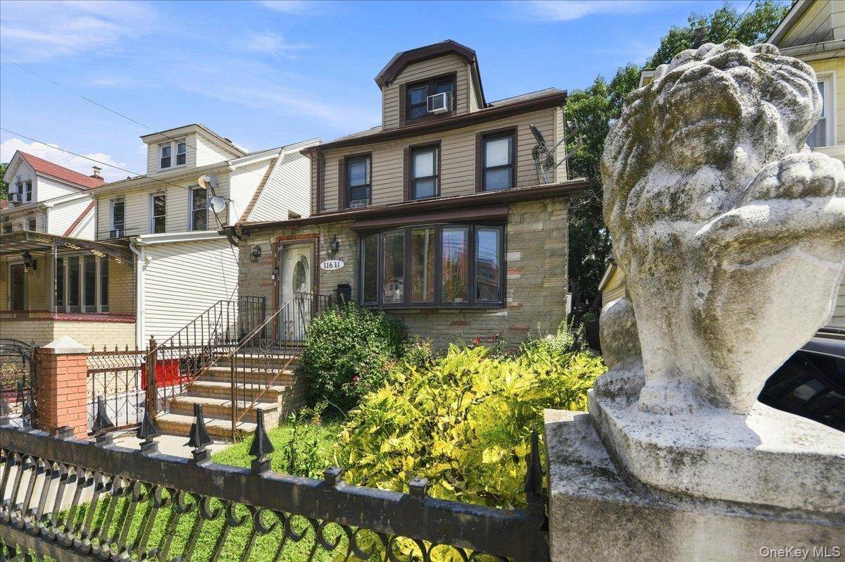 11611 207th ST, Cambria Heights, NY 11411
