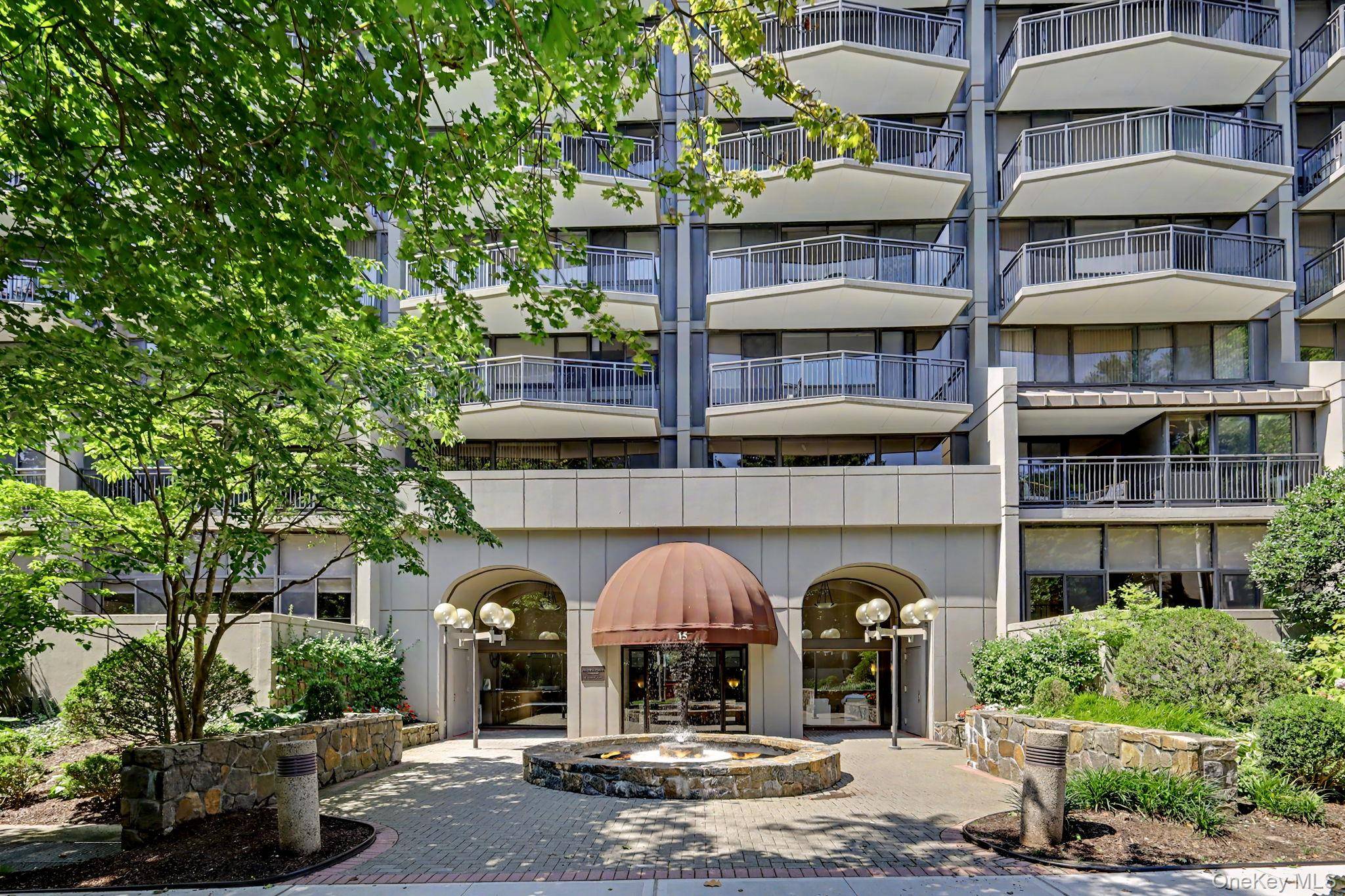 15 Stewart PL #1S, White Plains, NY 10603