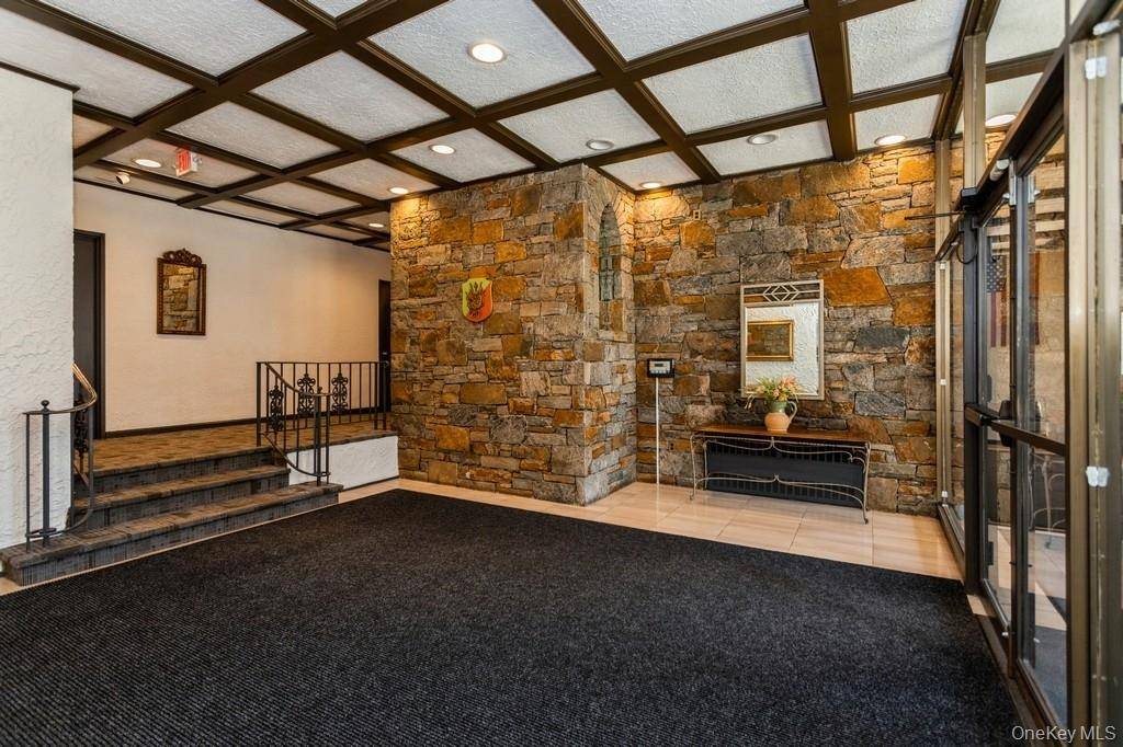 25 Franklin AVE #2A, White Plains, NY 10601