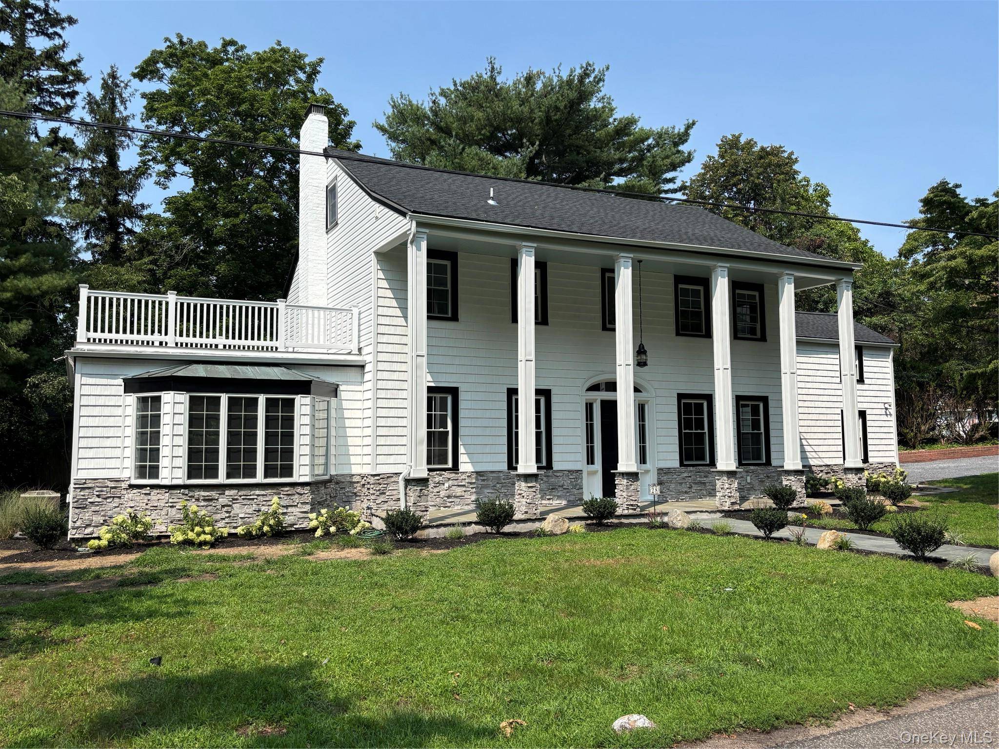 28 Wayaawi AVE, Bayville, NY 11709