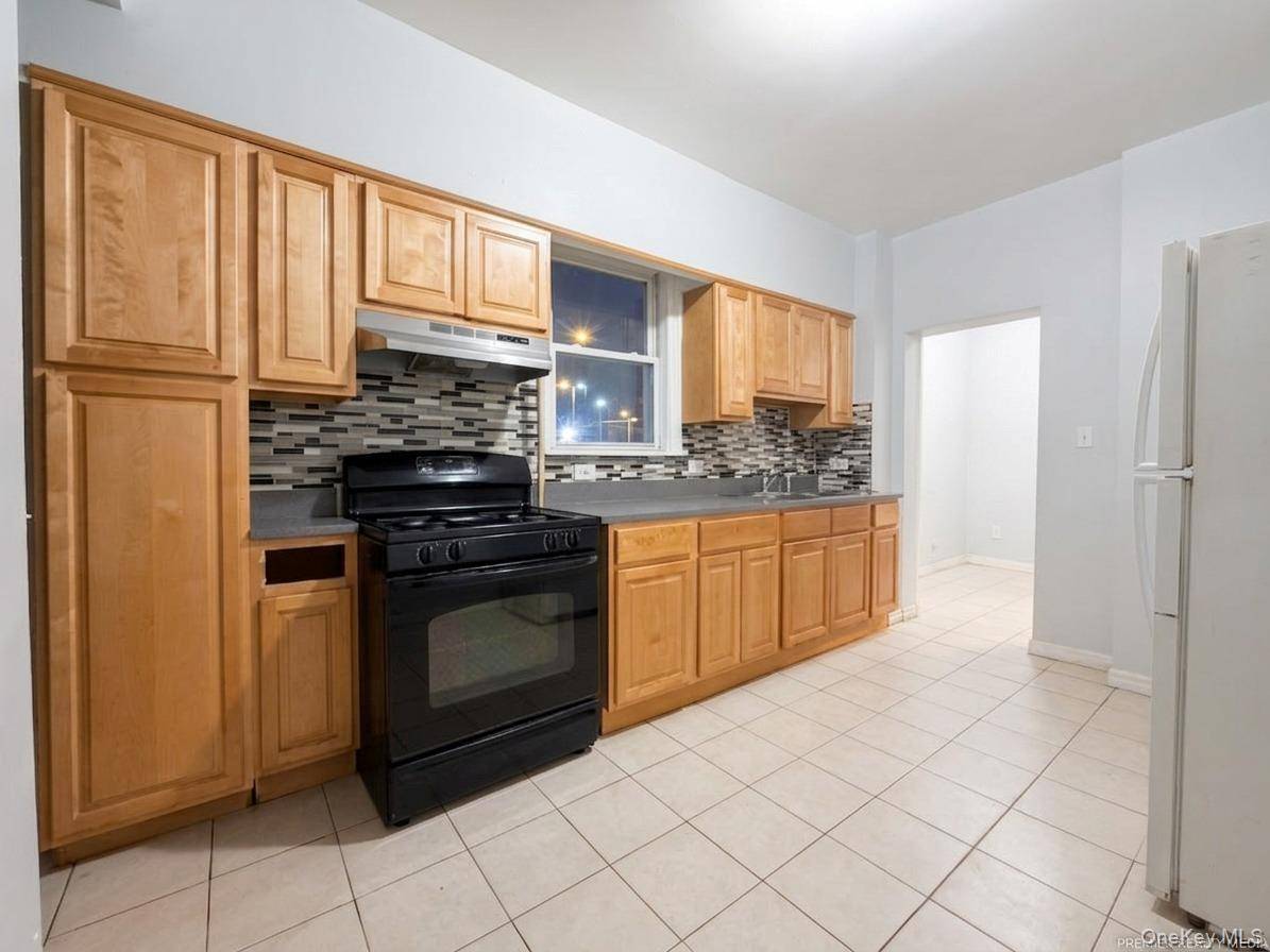 4451 Matilda AVE #1, Bronx, NY 10470