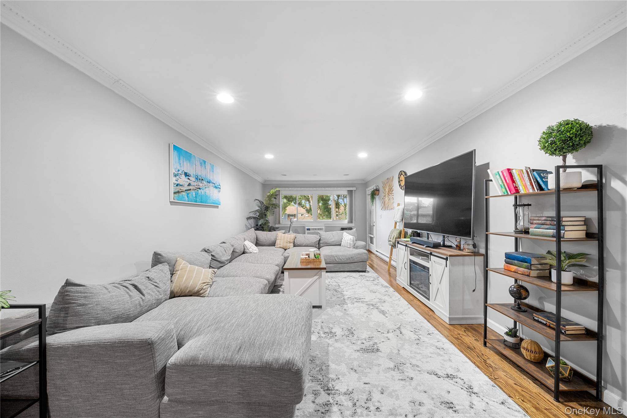 40 W 4th ST #60, Patchogue, NY 11772