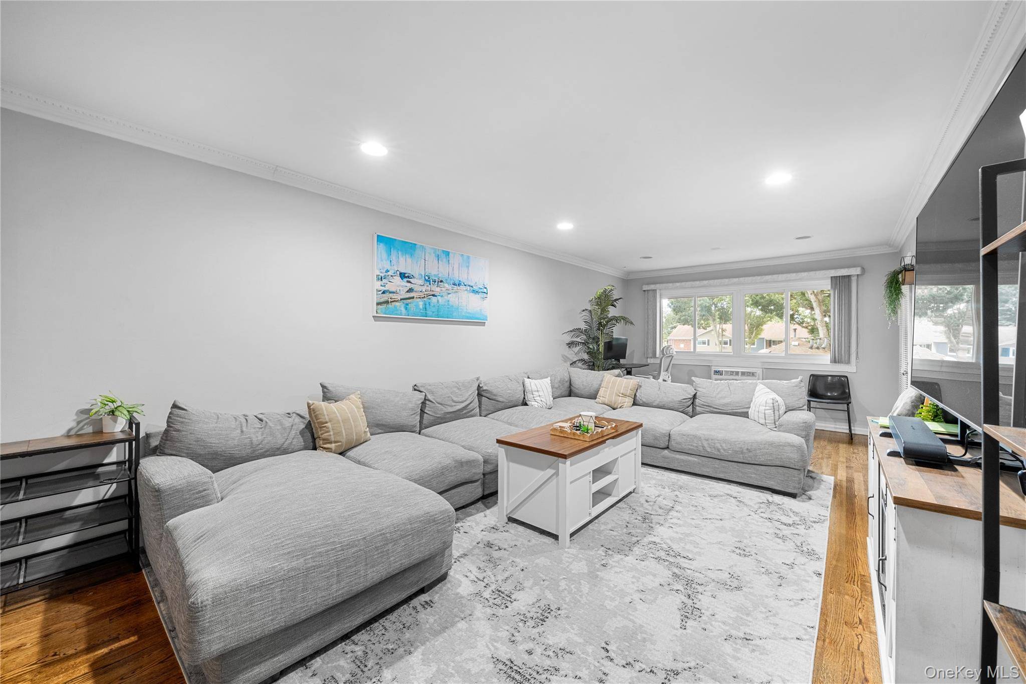 40 W 4th ST #60, Patchogue, NY 11772