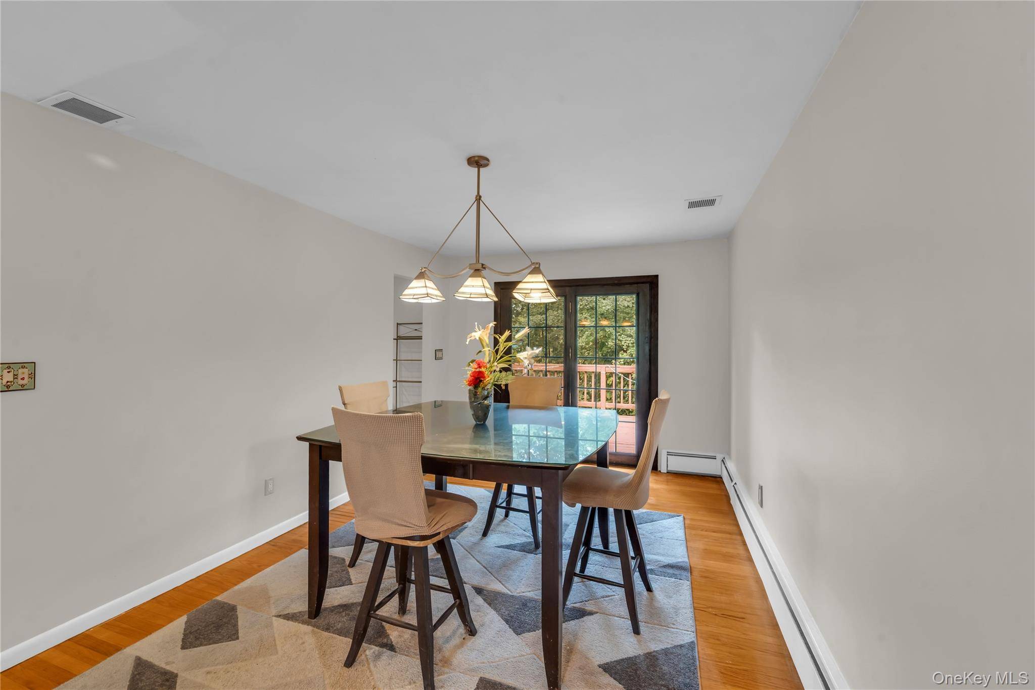 124 Northmore DR, Yorktown Heights, NY 10598