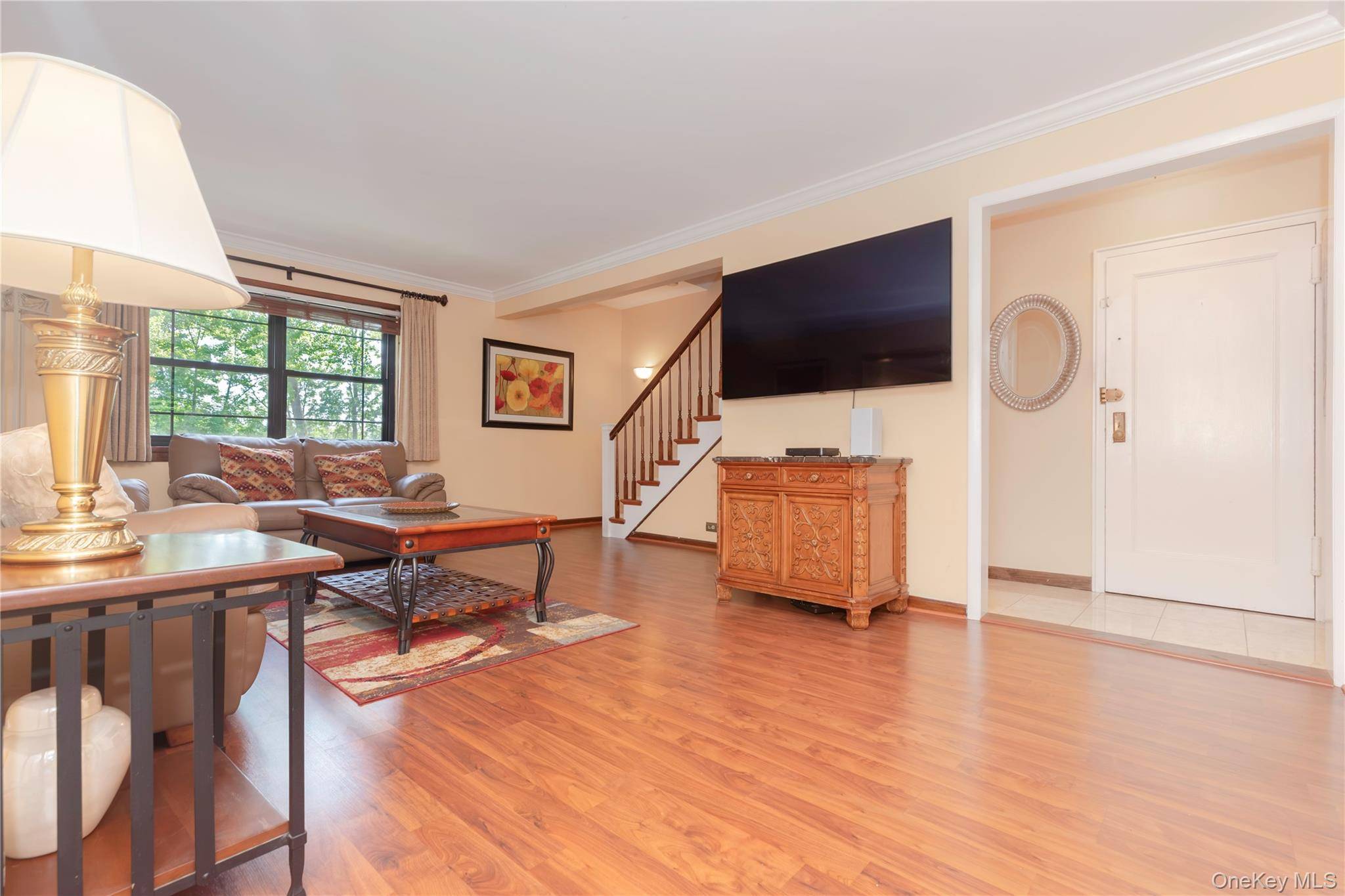 1263 California Road #2R, Eastchester, NY 10709