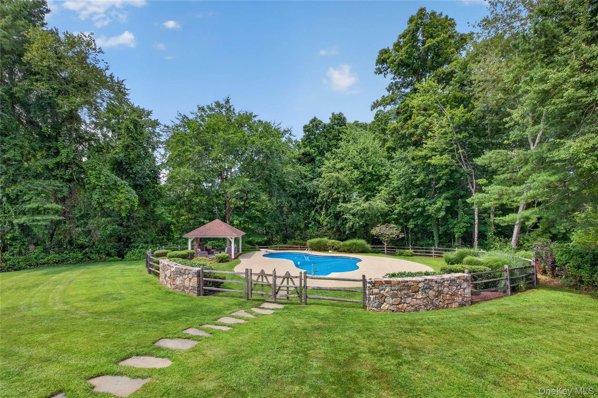 50 Sabbath Day Hill RD, South Salem, NY 10590