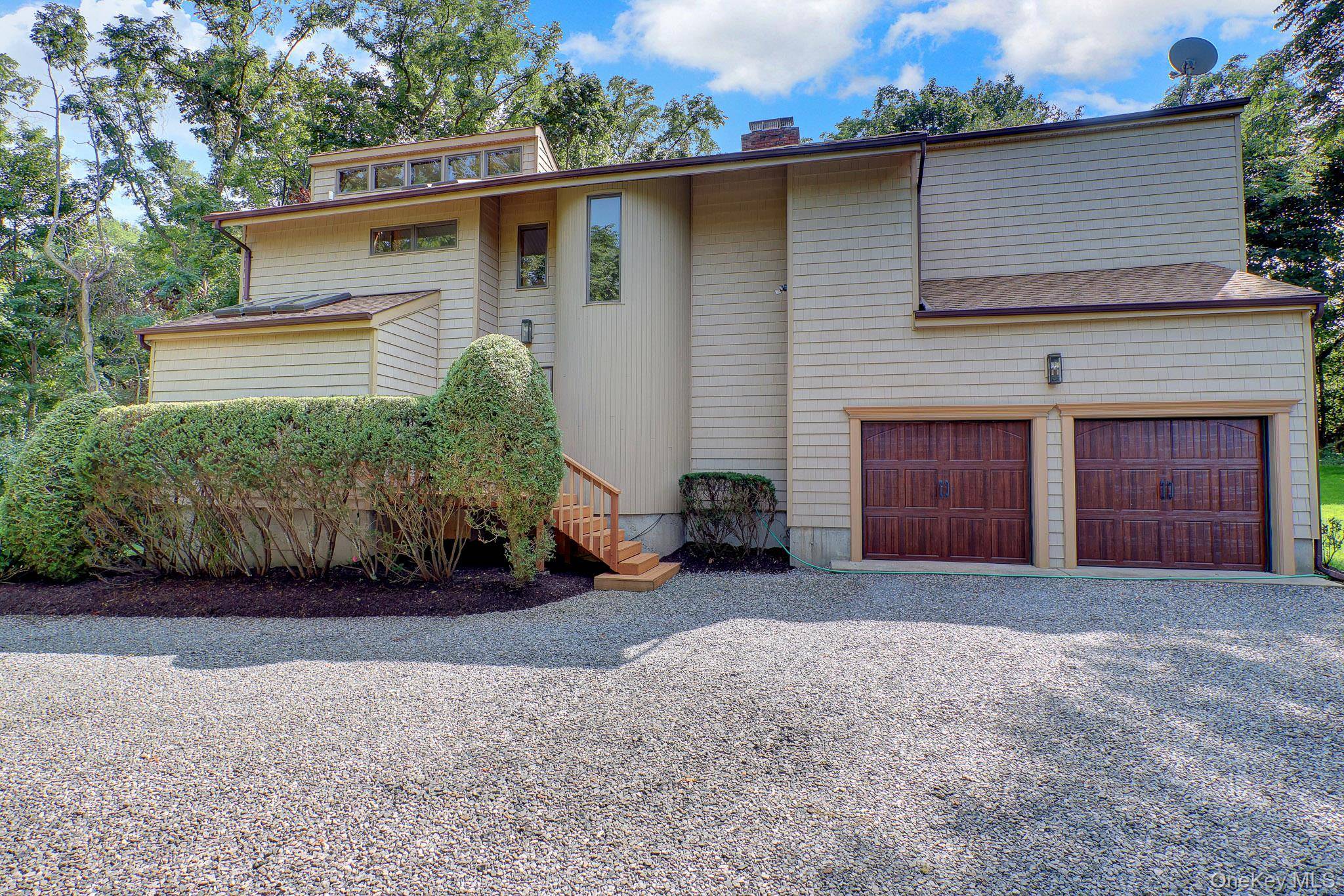 64 Fort Salonga RD, Northport, NY 11768