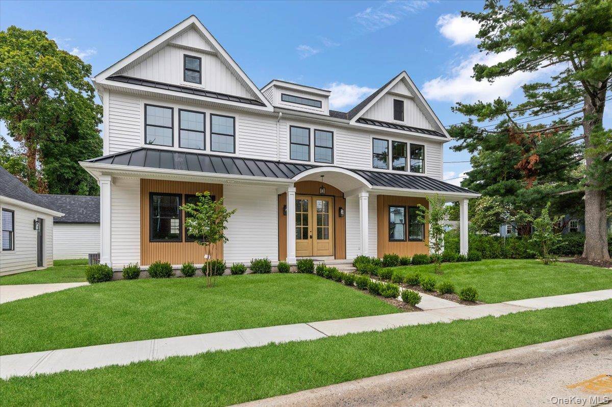 26 Belleview AVE, Port Washington, NY 11050