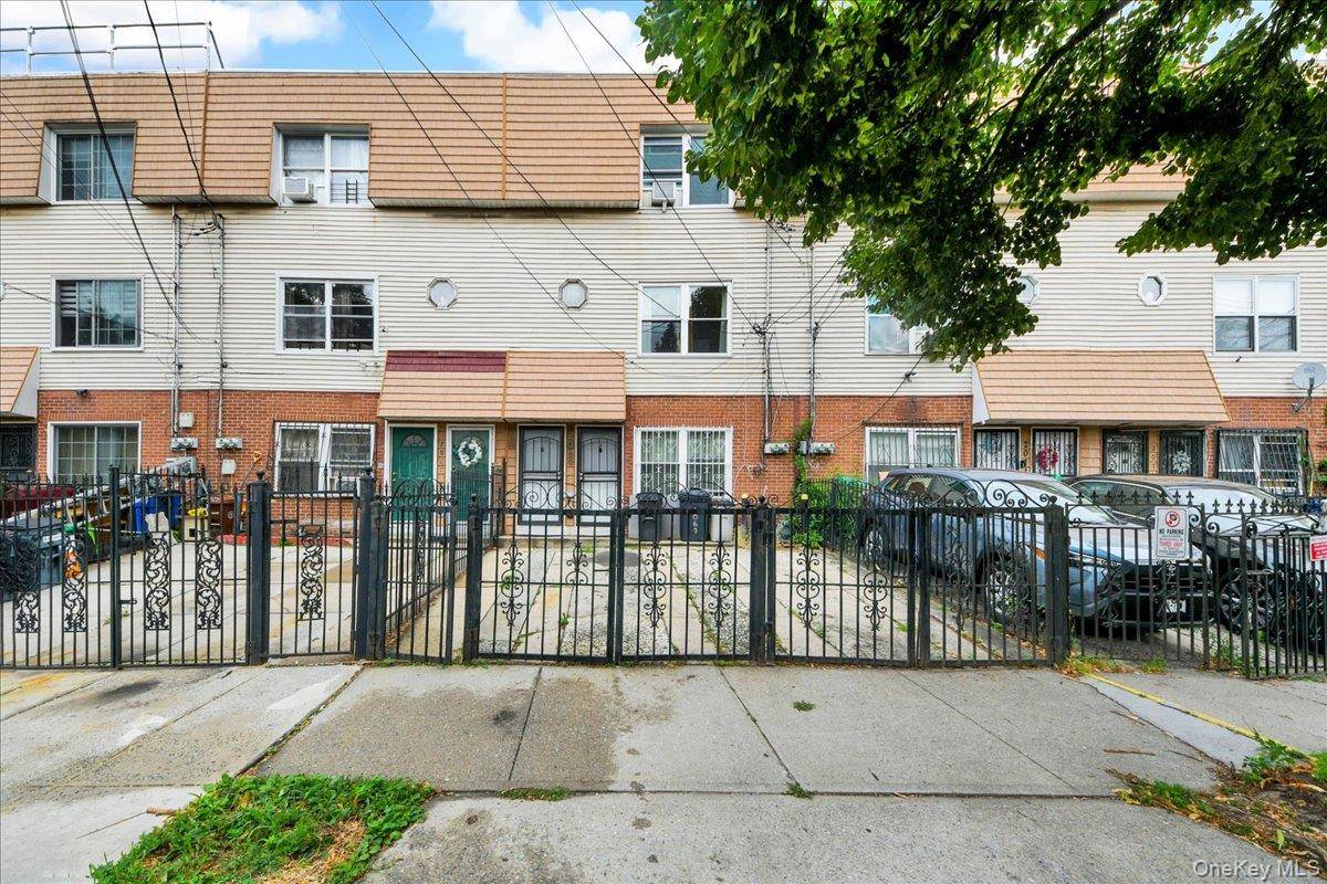 2069 Cicero AVE, Bronx, NY 10473