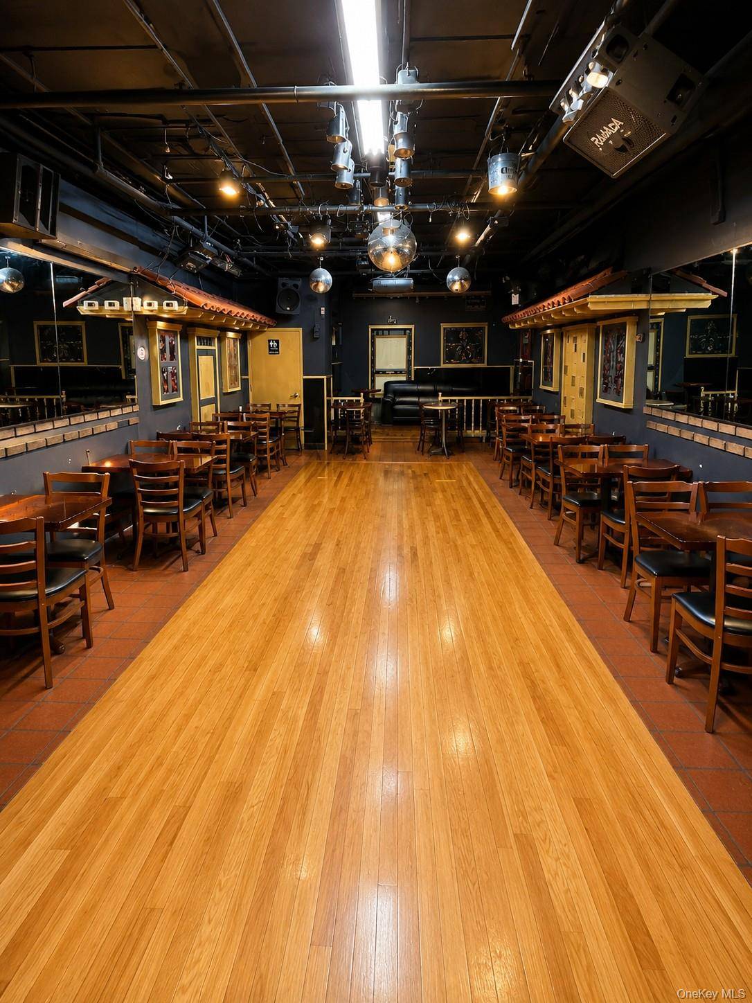 7903 Roosevelt AVE, Jackson Heights, NY 11372
