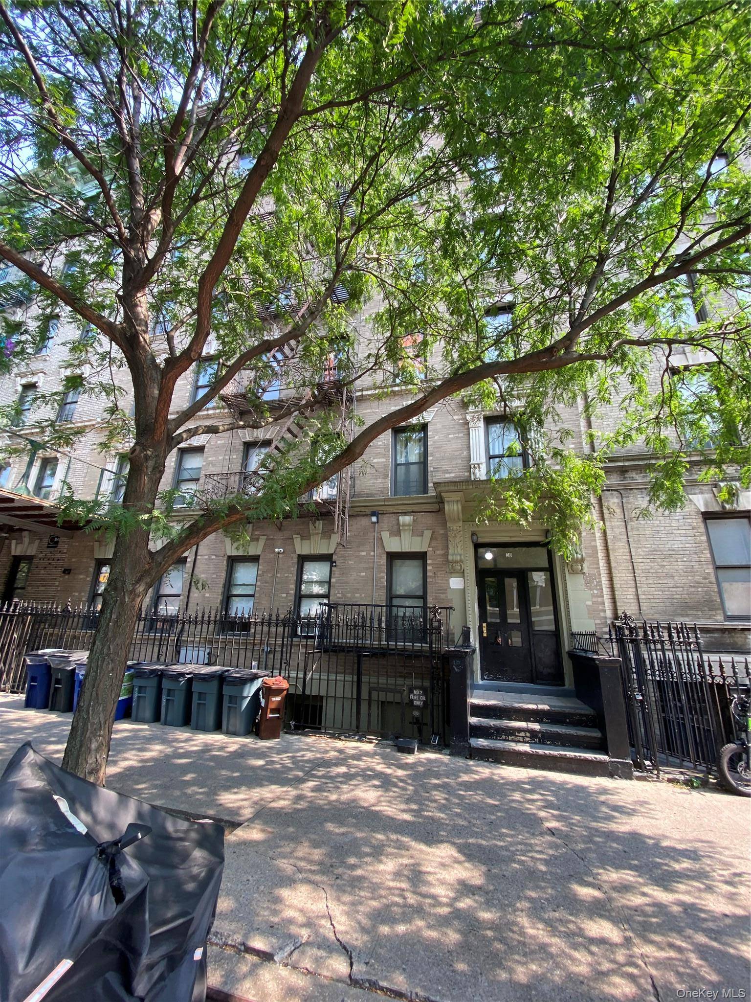30 Macombs PL #42, New York (manhattan), NY 10039