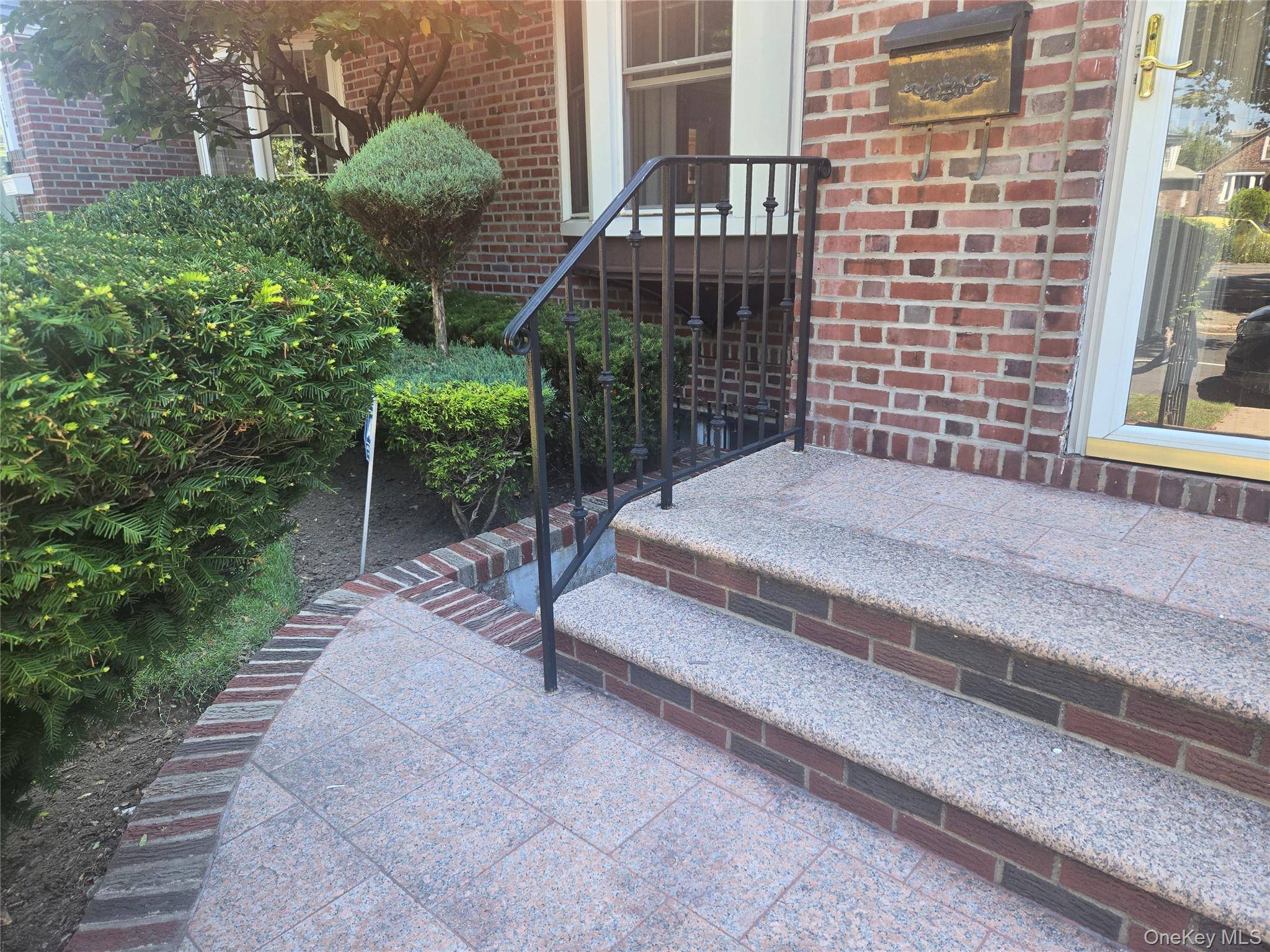 4584 Kings HWY, Brooklyn, NY 11234