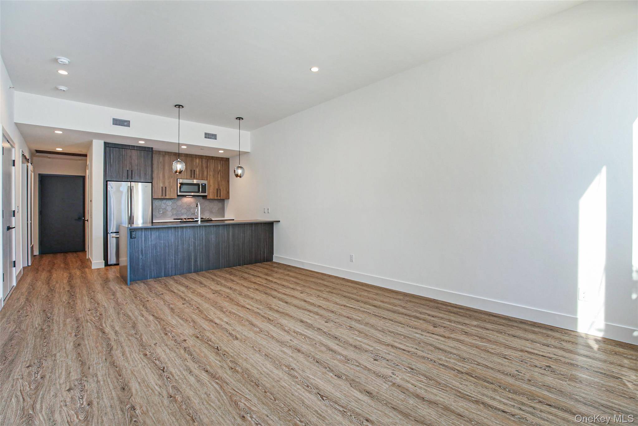 39 Washington Avenue #201, Pleasantville, NY 10570