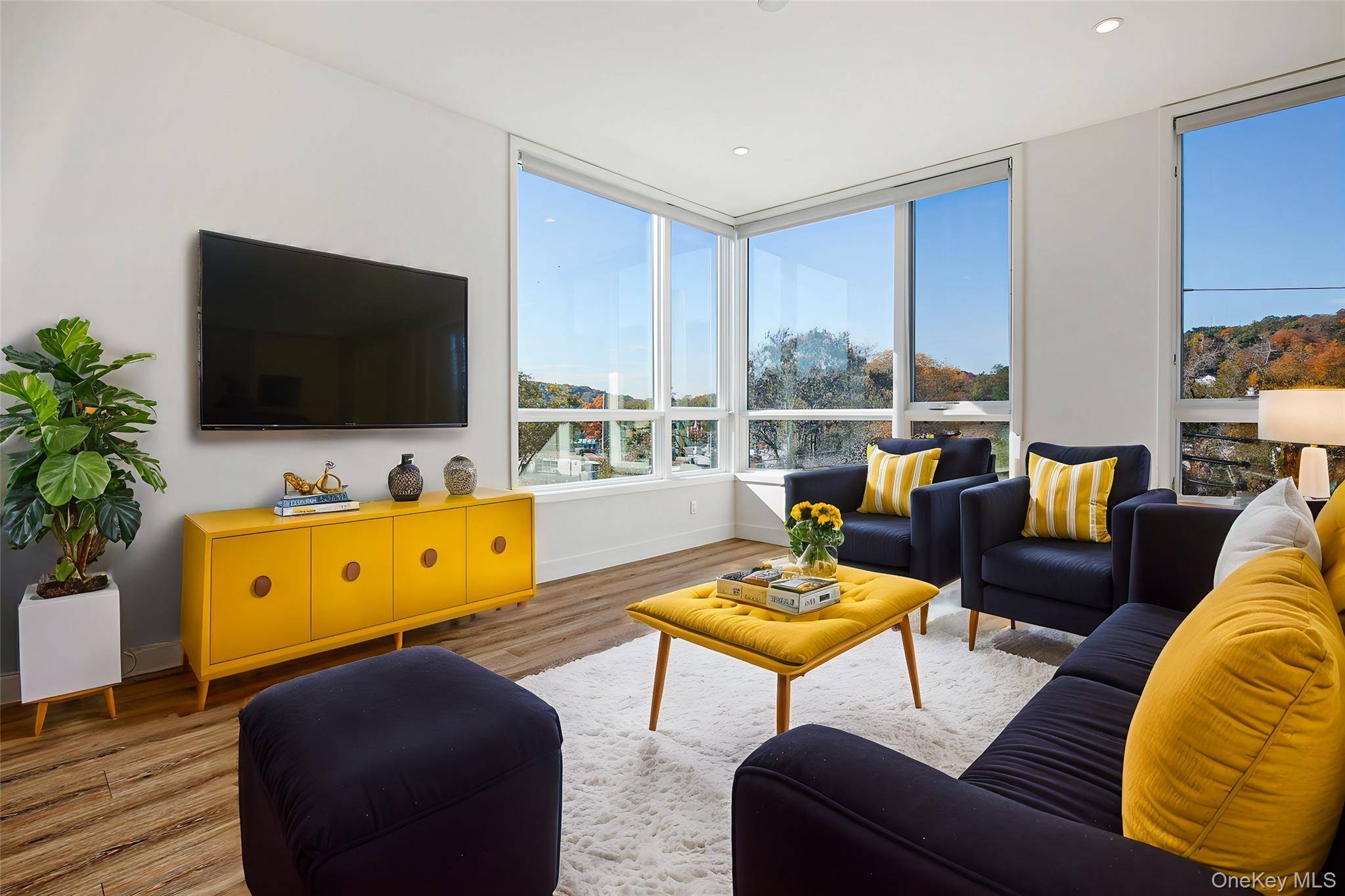 39 Washington Avenue #201, Pleasantville, NY 10570