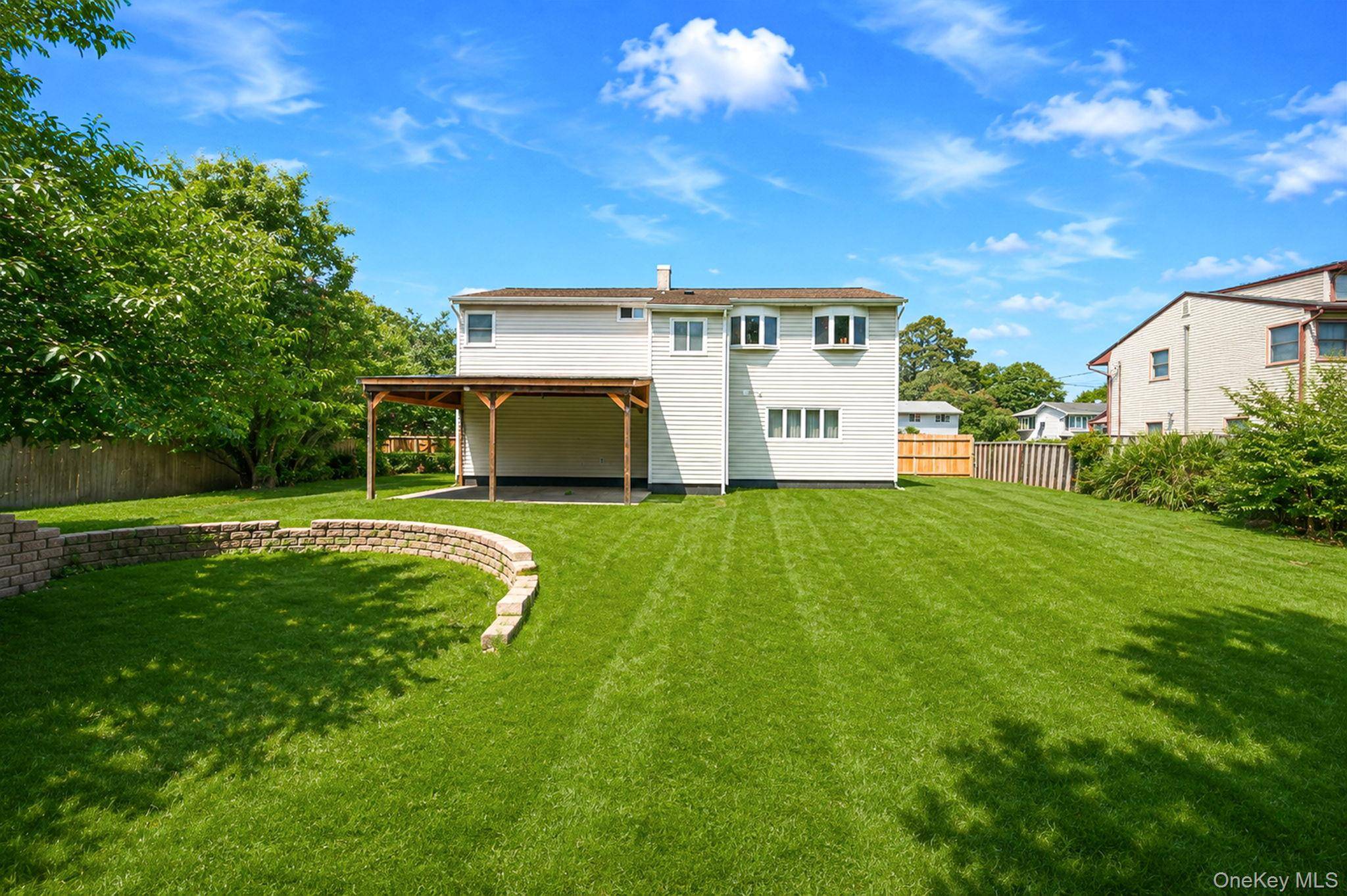 104 Utica ST, Bay Shore, NY 11706