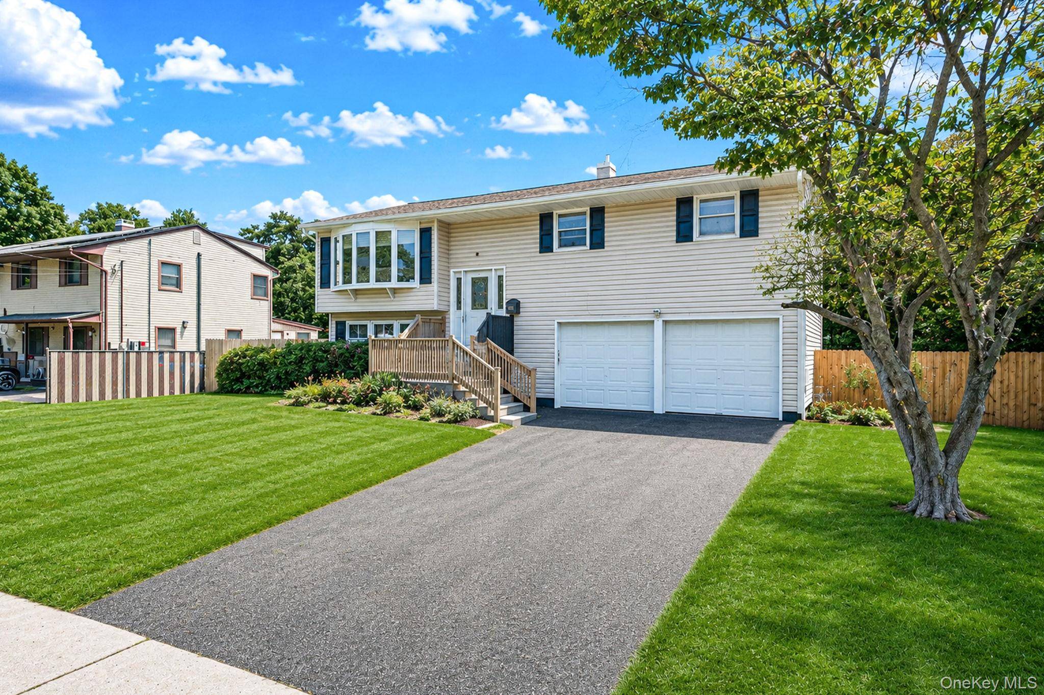 104 Utica ST, Bay Shore, NY 11706