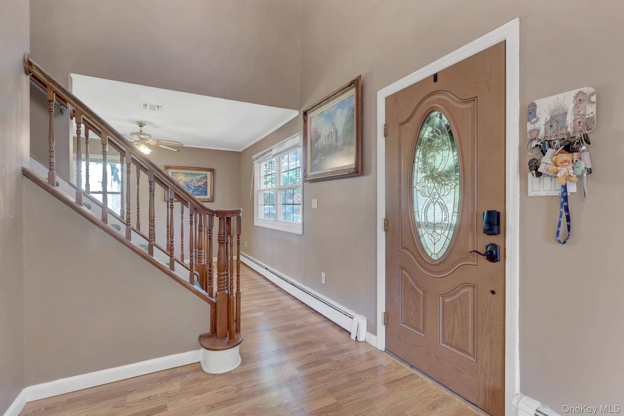 18 Aster AVE, Holtsville, NY 11742