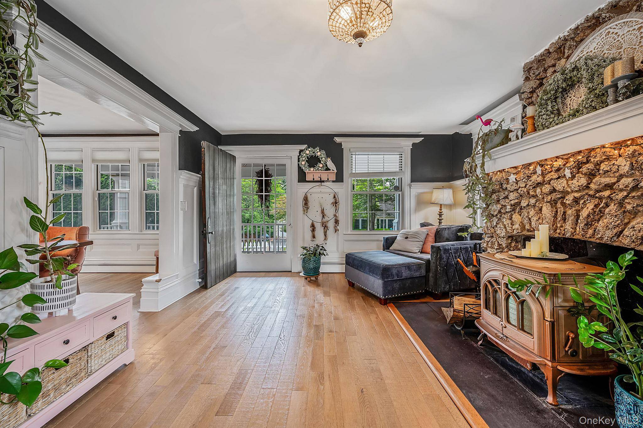 6 New York AVE, Stony Brook, NY 11790