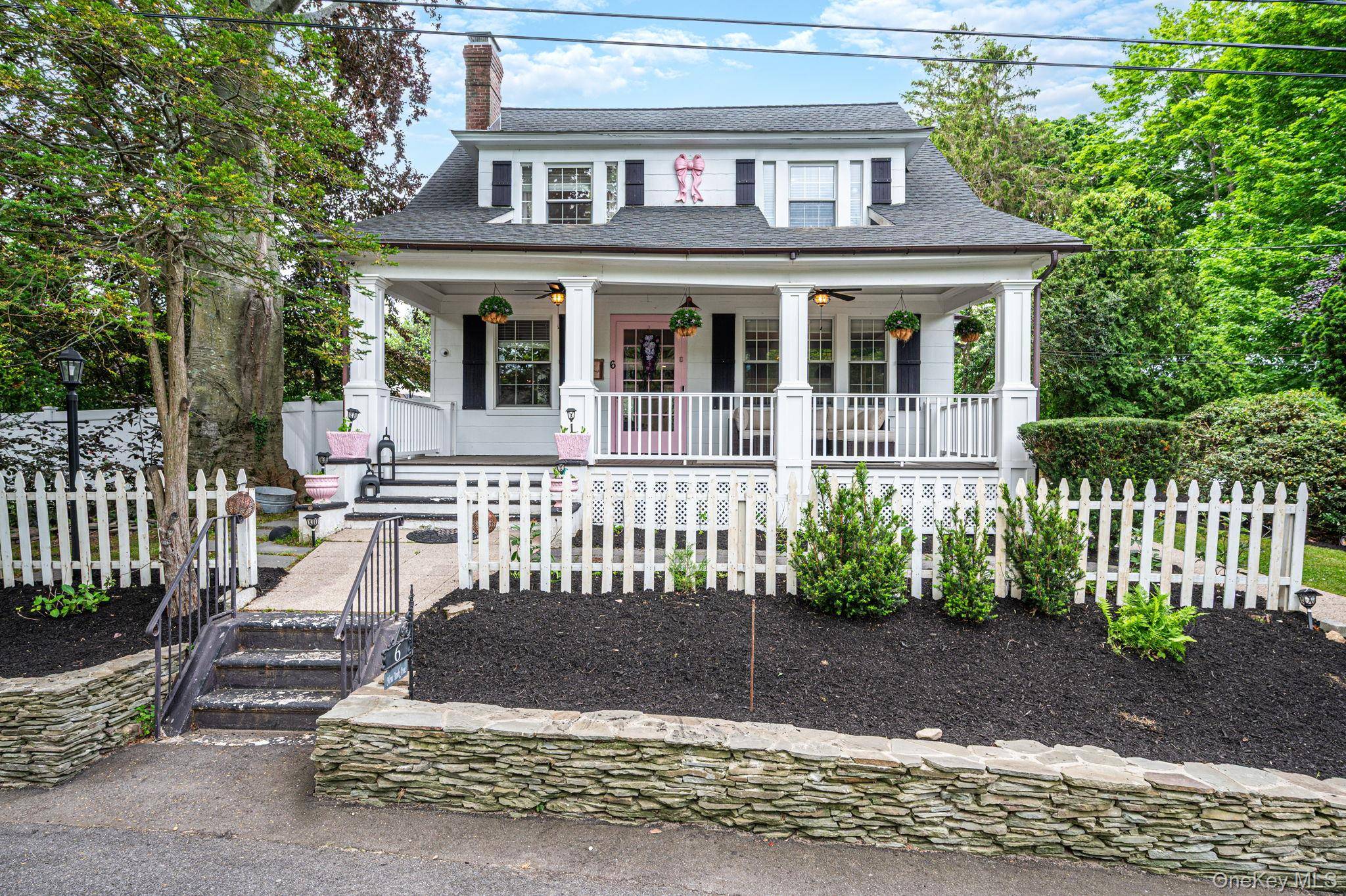 6 New York AVE, Stony Brook, NY 11790