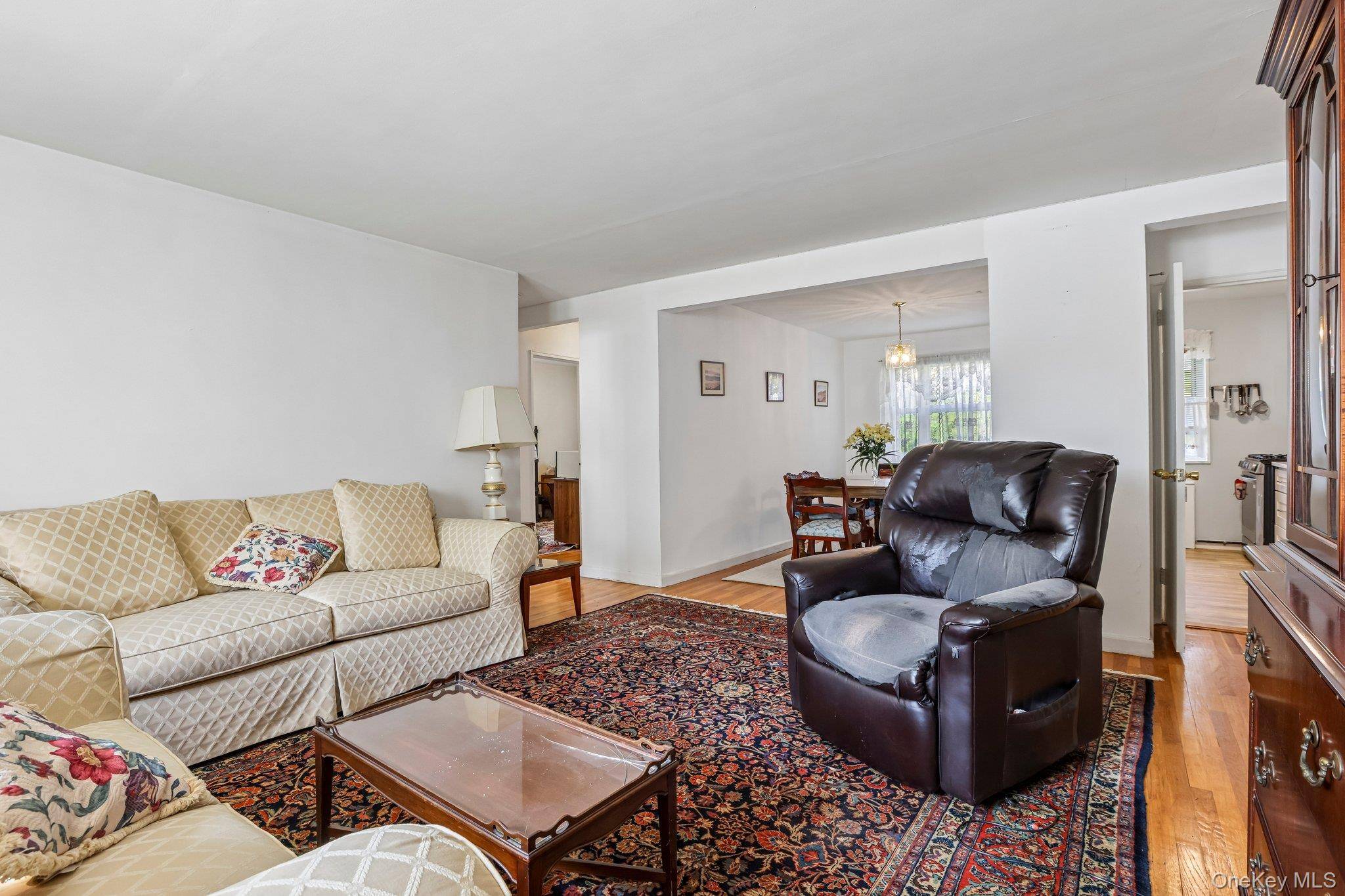 8 Dehaven DR #1D, Yonkers, NY 10703