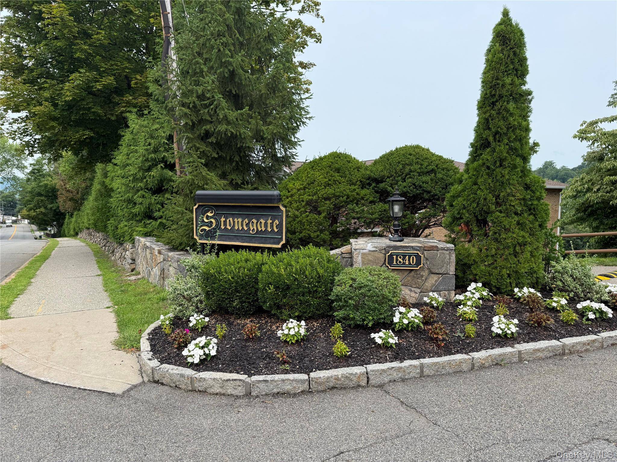 1840 Crompond RD #3B4, Peekskill, NY 10566