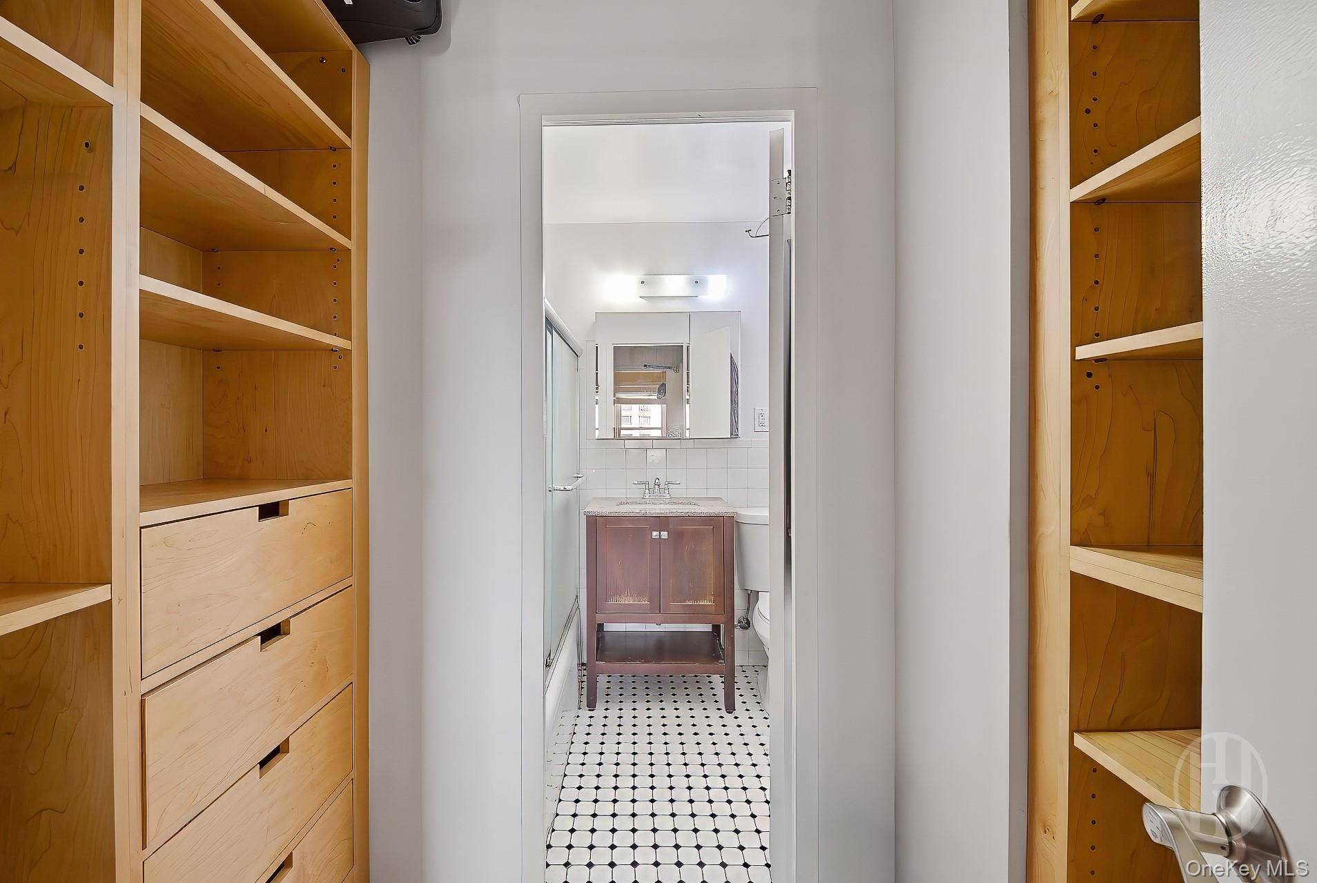 333 East 79th Street #18T, New York (manhattan), NY 10075