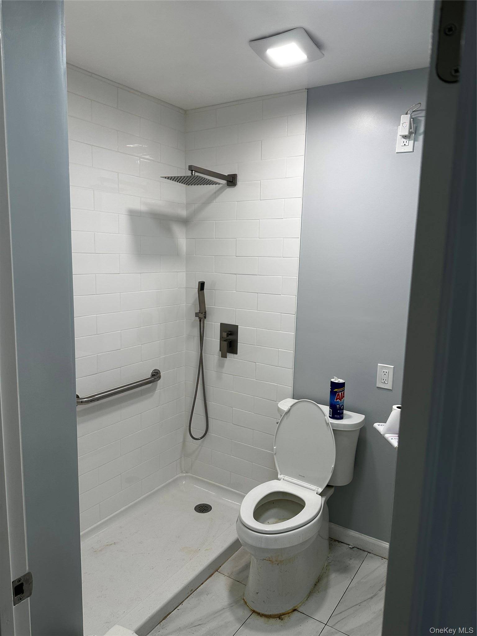 9970 211th ST, Queens Village, NY 11429