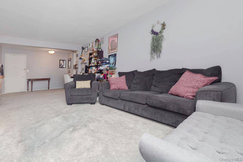 119 E Hartsdale AVE #7F, Hartsdale, NY 10530