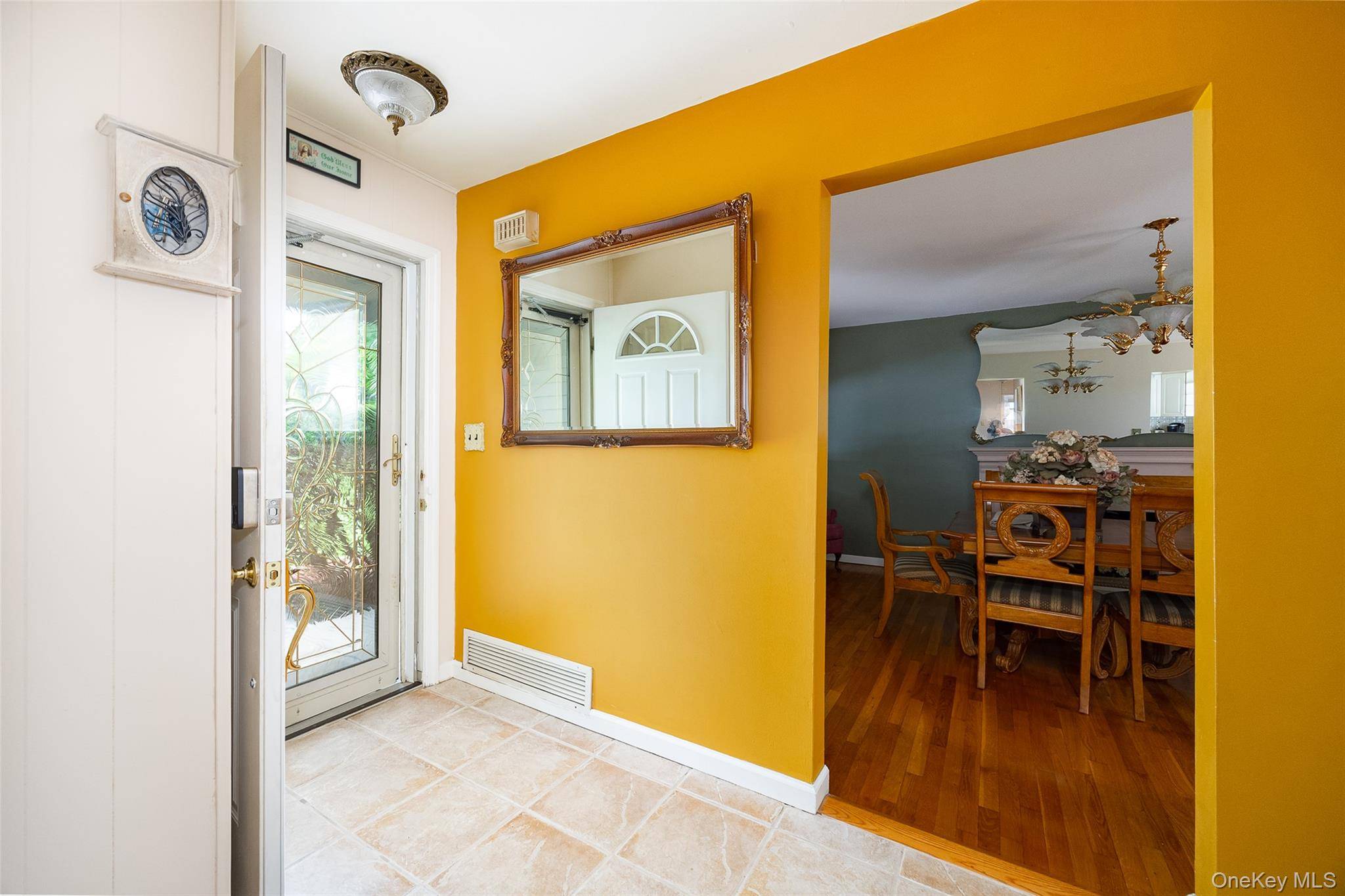 61 Ganung DR, Ossining, NY 10562