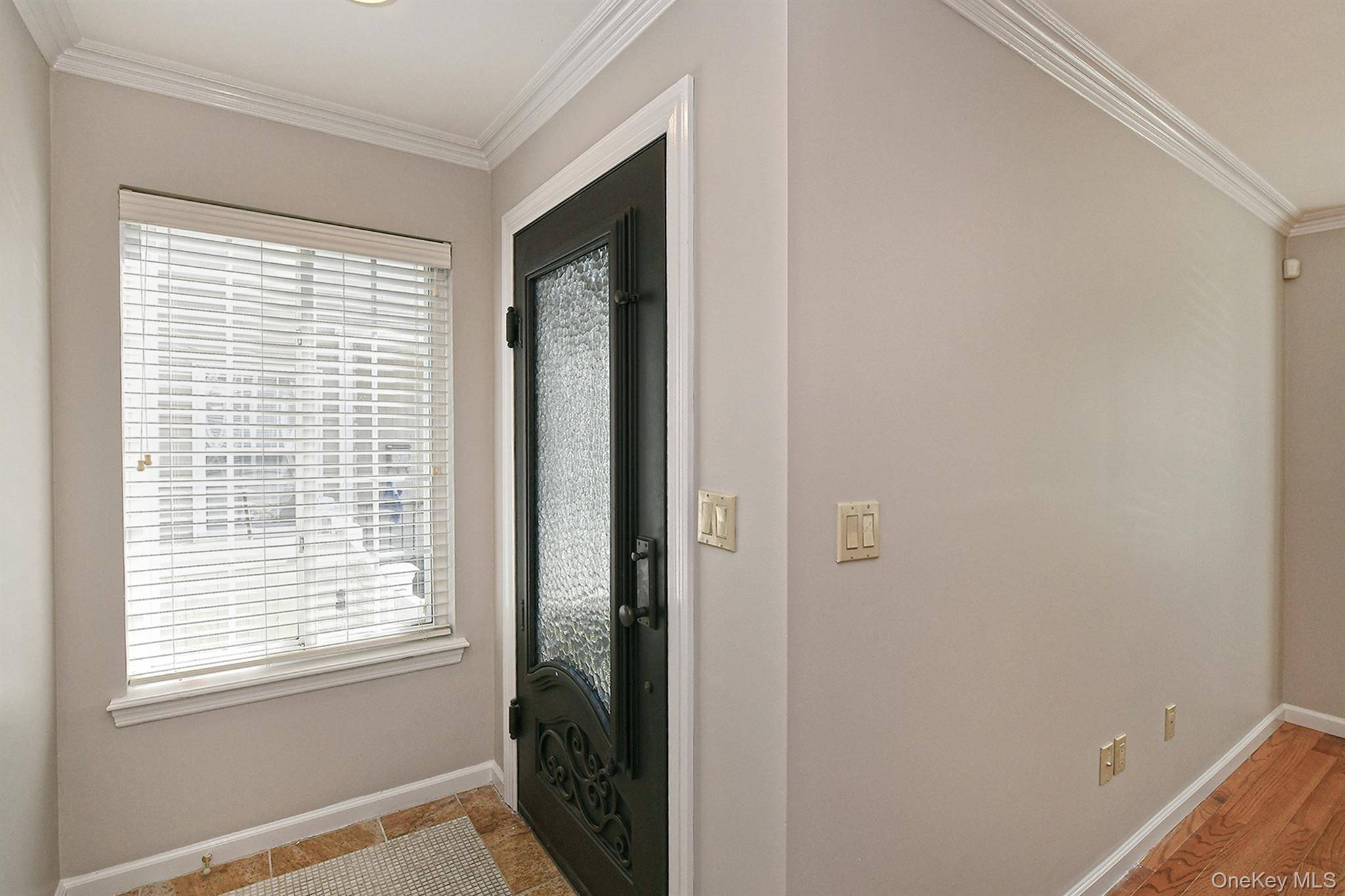 39 Nesaquake AVE #A, Port Washington, NY 11050