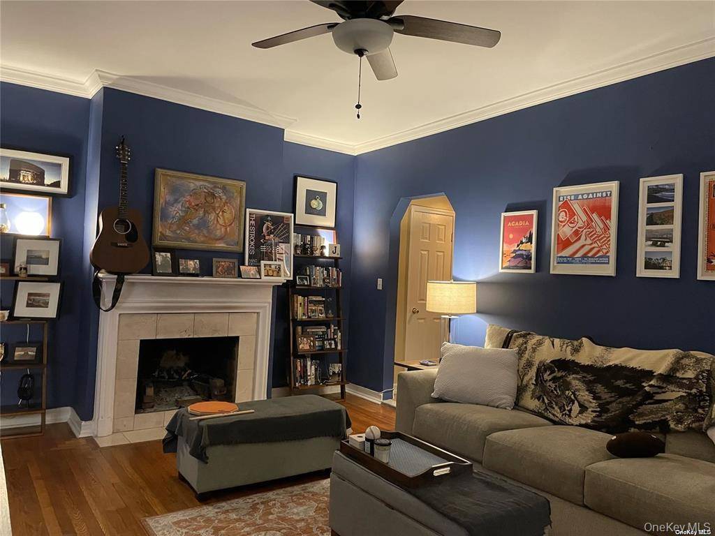 840 Bronx River RD #3B, Yonkers, NY 10701