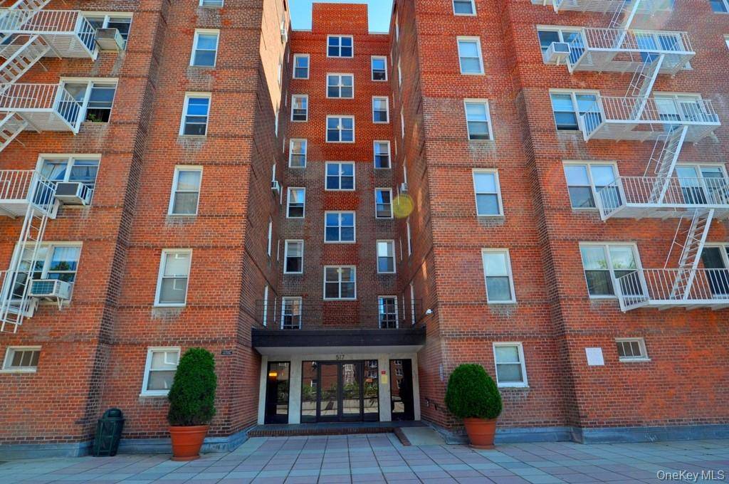 491 Riverdale AVE #5A, Yonkers, NY 10705