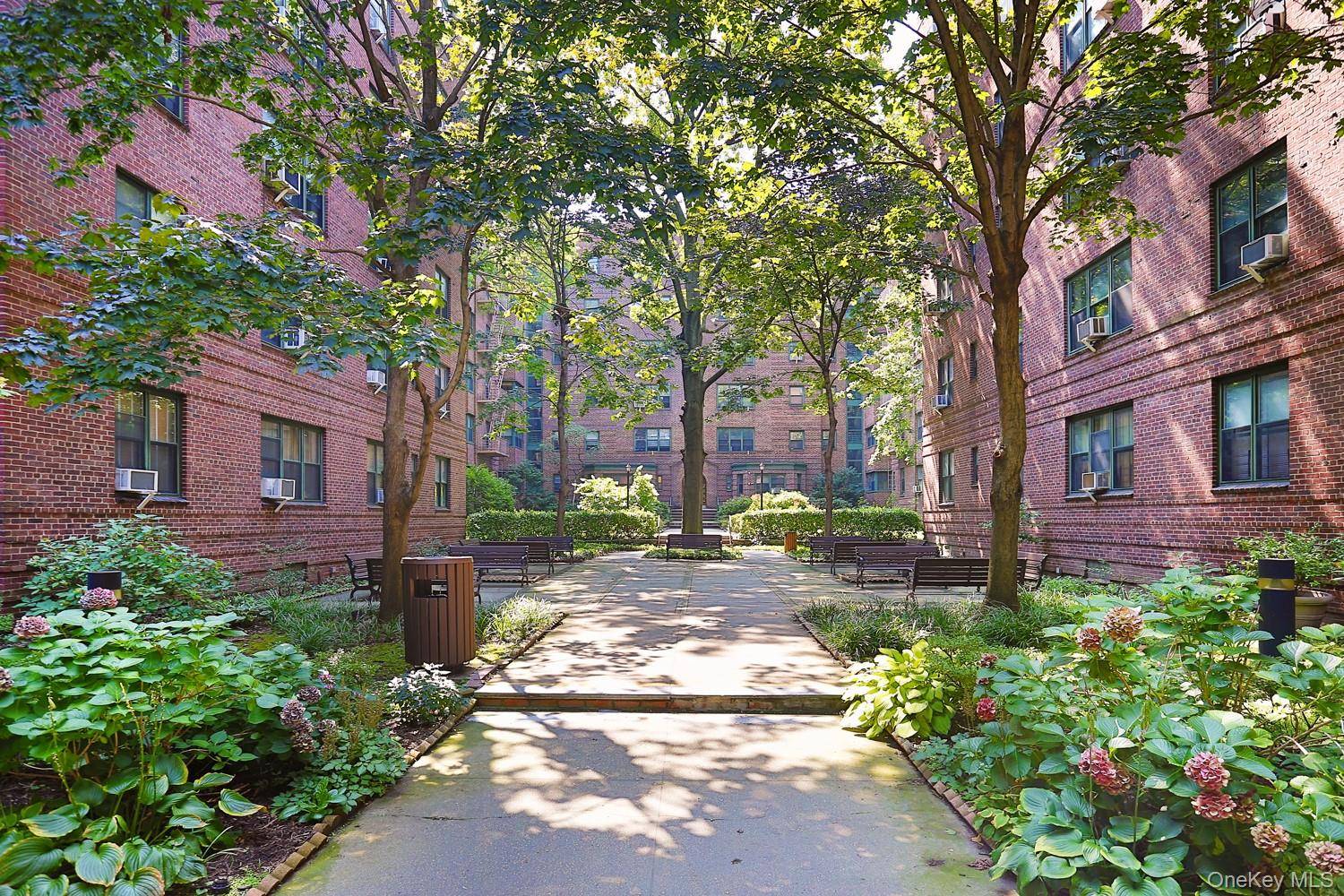 34-21 78th ST #3F, Jackson Heights, NY 11372