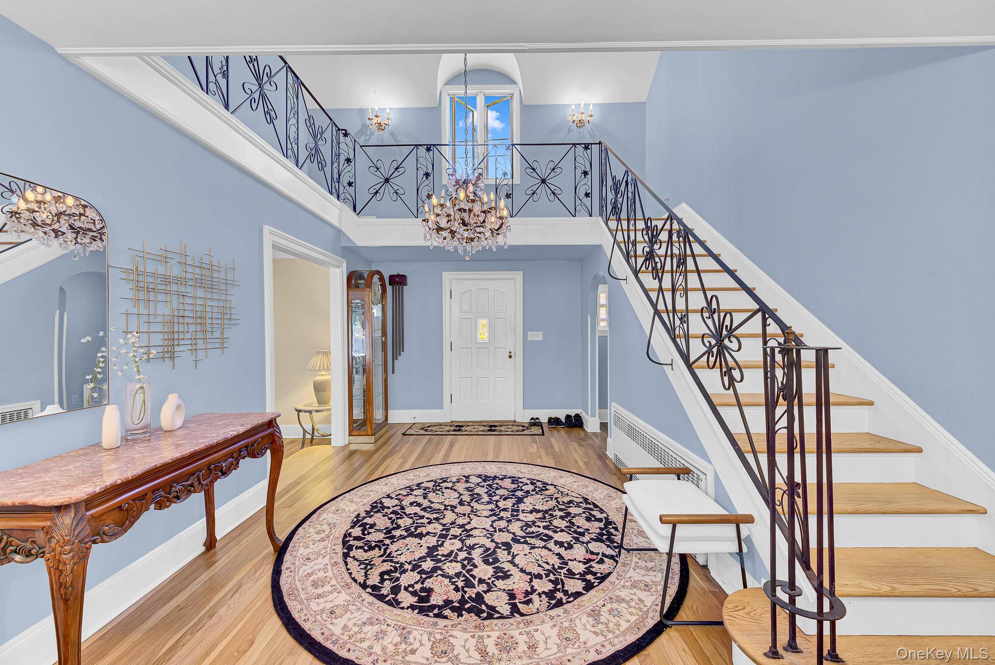 64 E Roe BLVD, Patchogue, NY 11788
