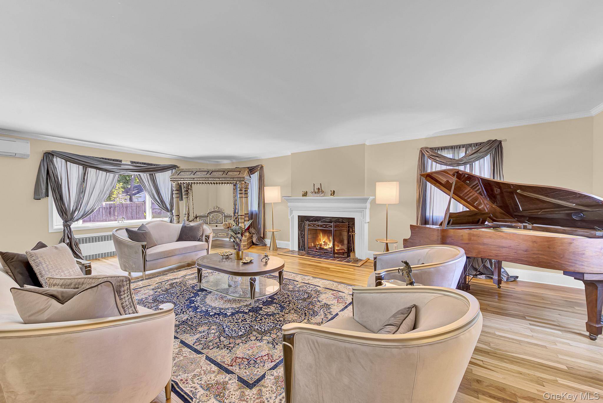 64 E Roe BLVD, Patchogue, NY 11788