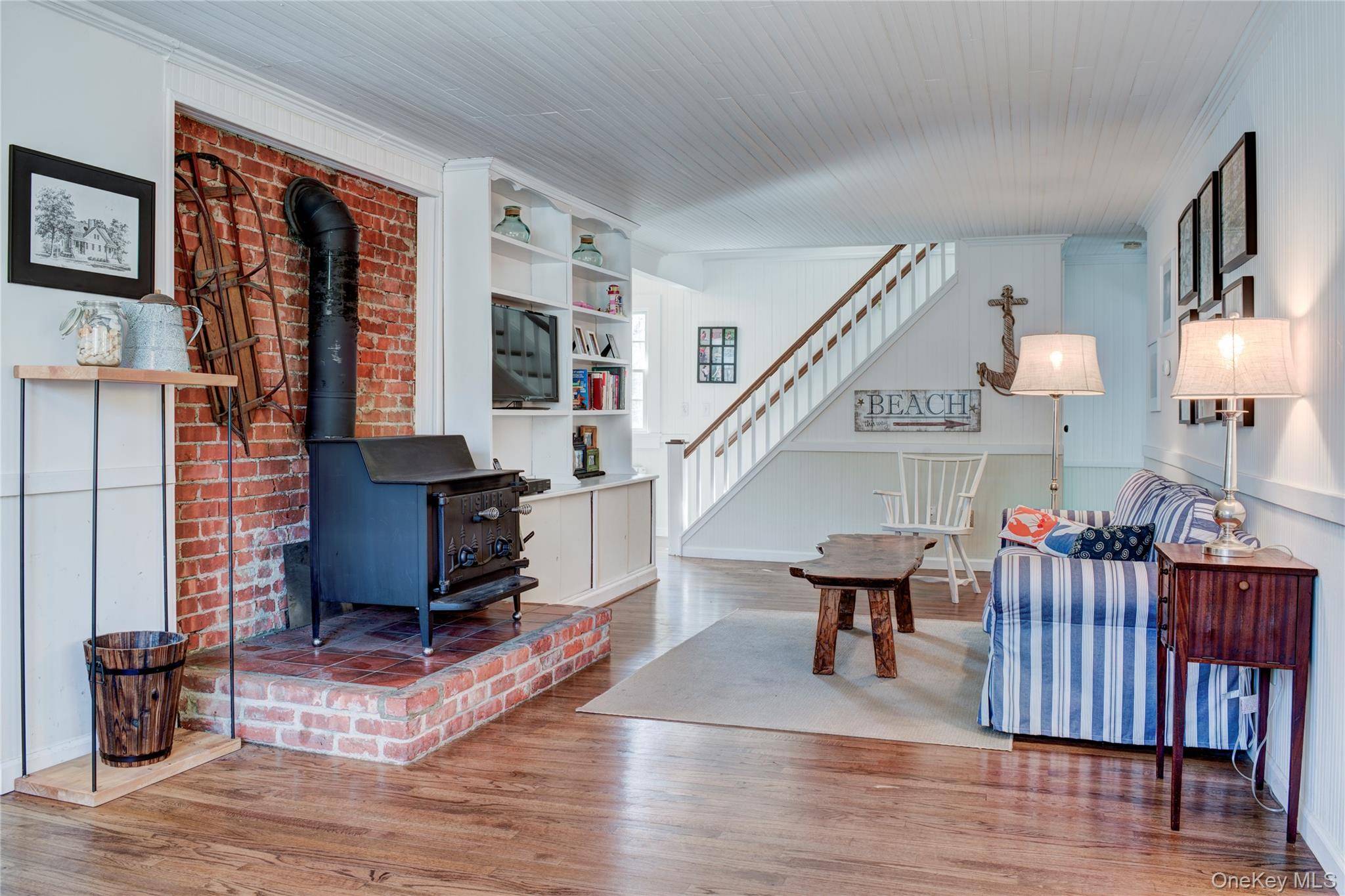 5650 N Bayview RD, Southold, NY 11971
