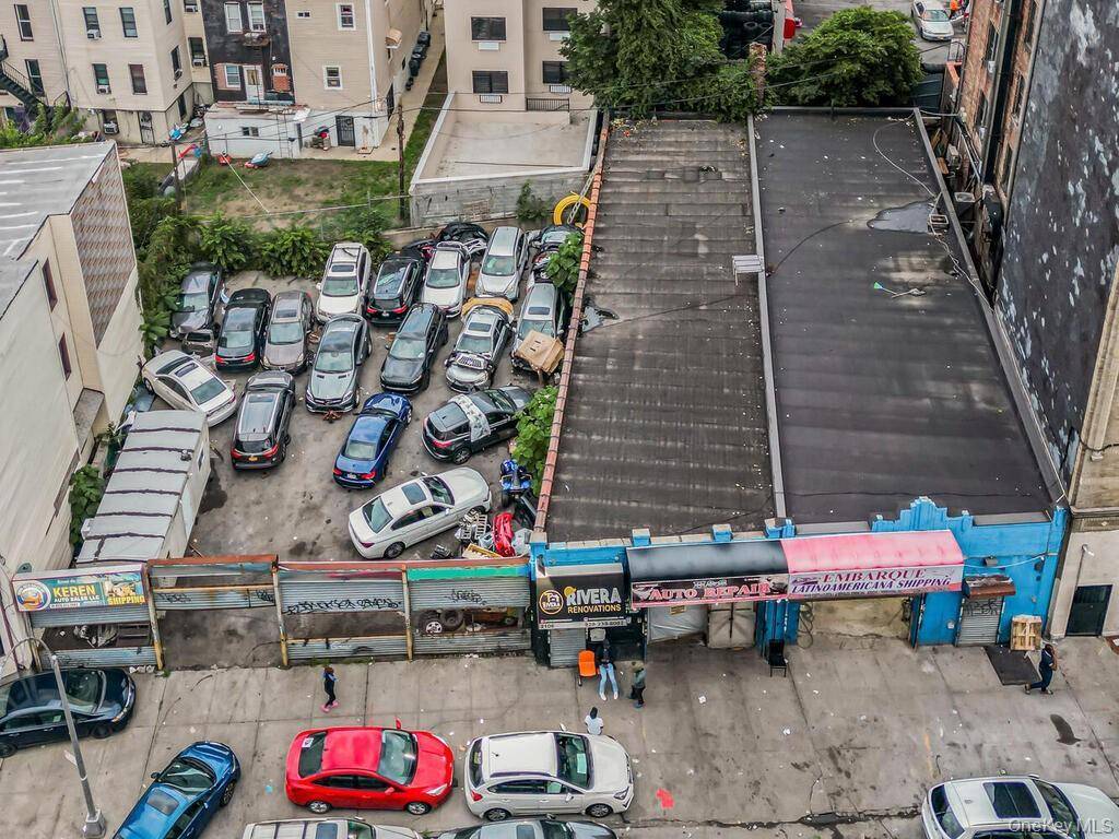 2106 Washington AVE, Bronx, NY 10457