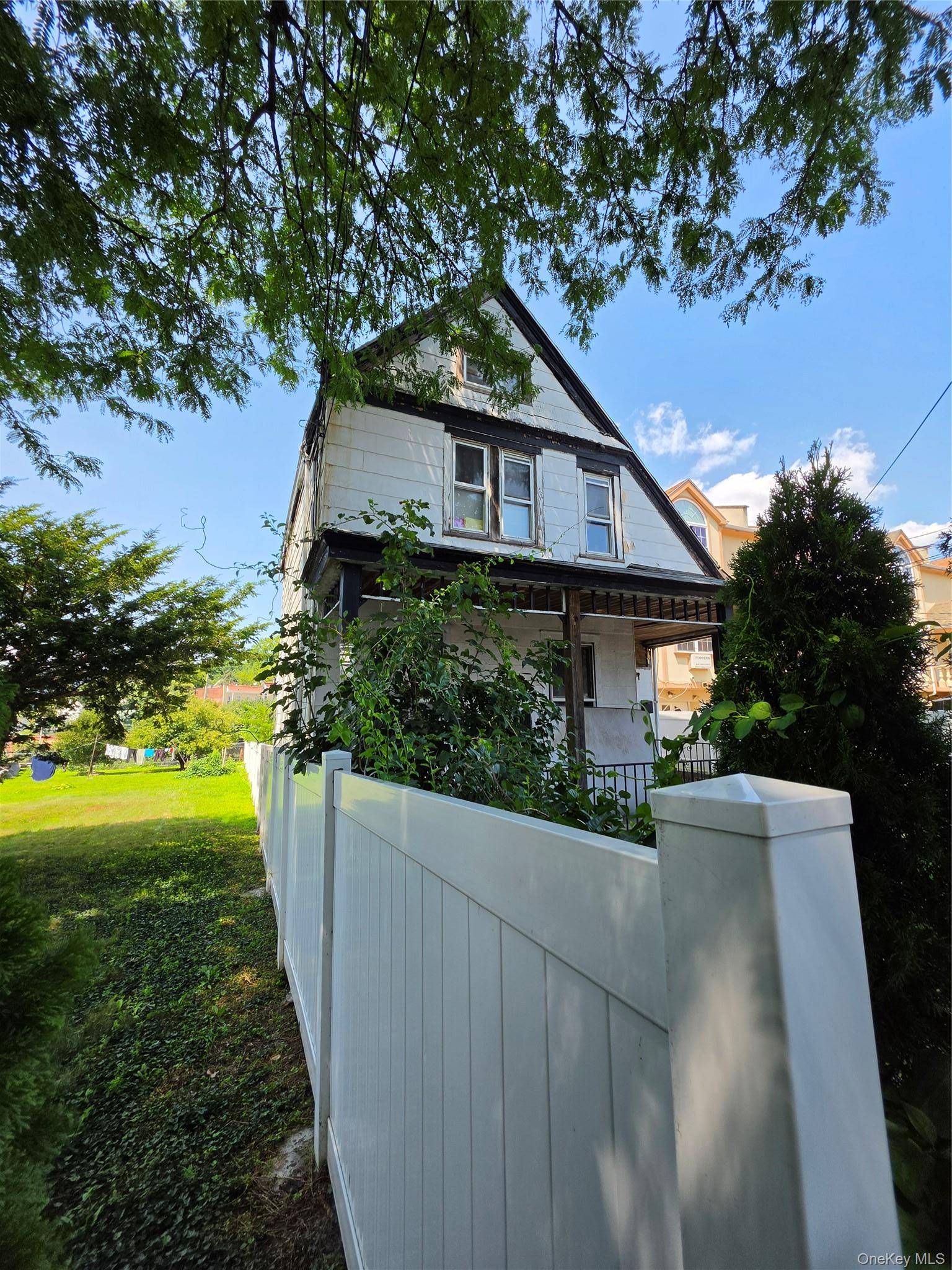 15 Pearl ST, Mount Vernon, NY 10550