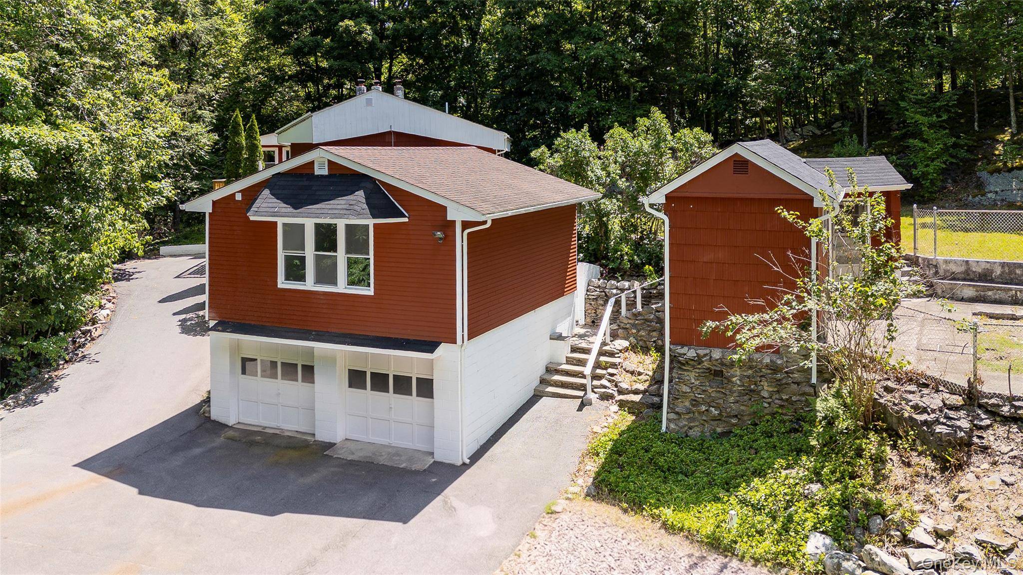 219 Benedict RD, Montgomery, NY 12549