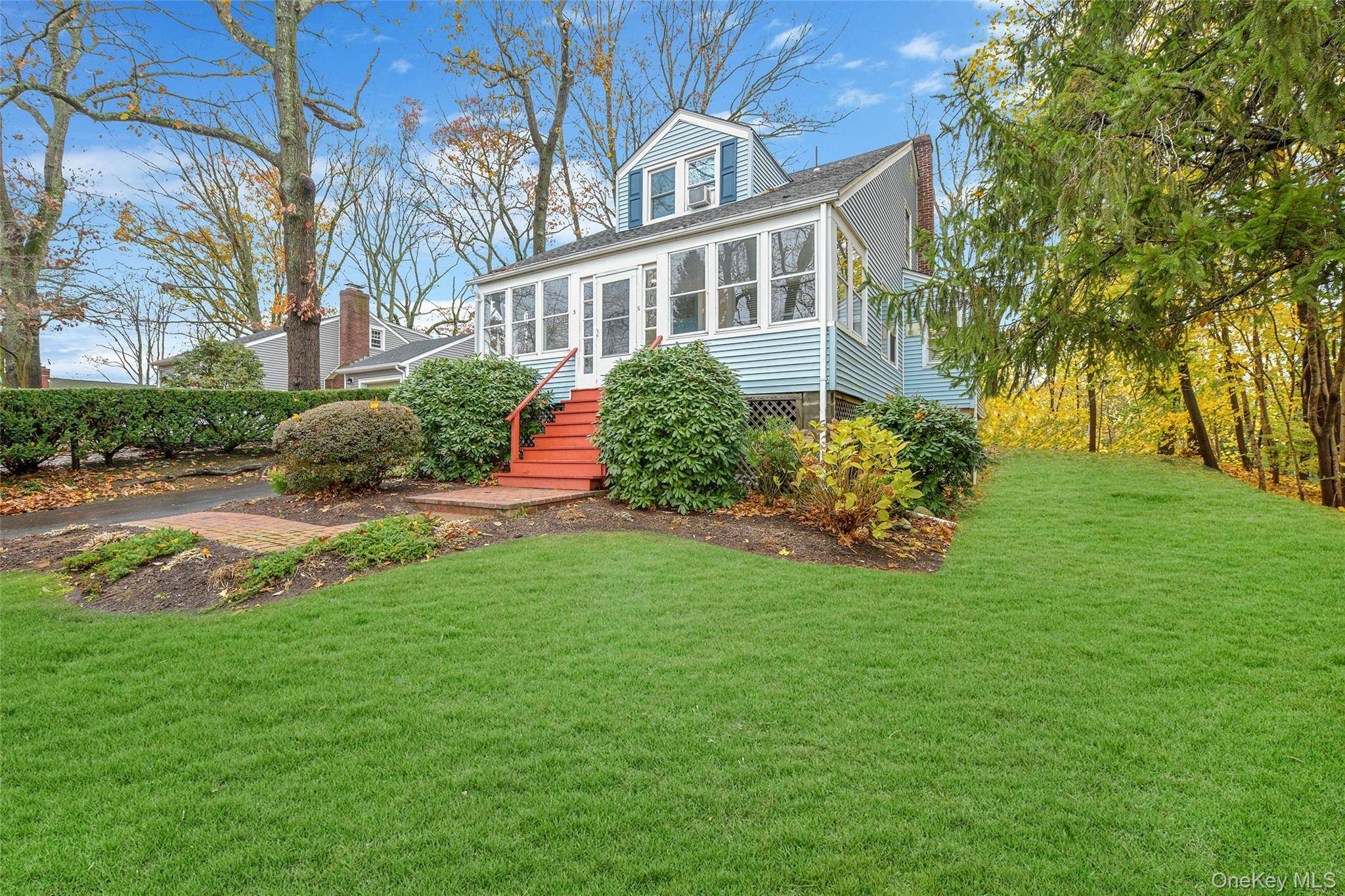 3 Jarvis CT, Huntington, NY 11743