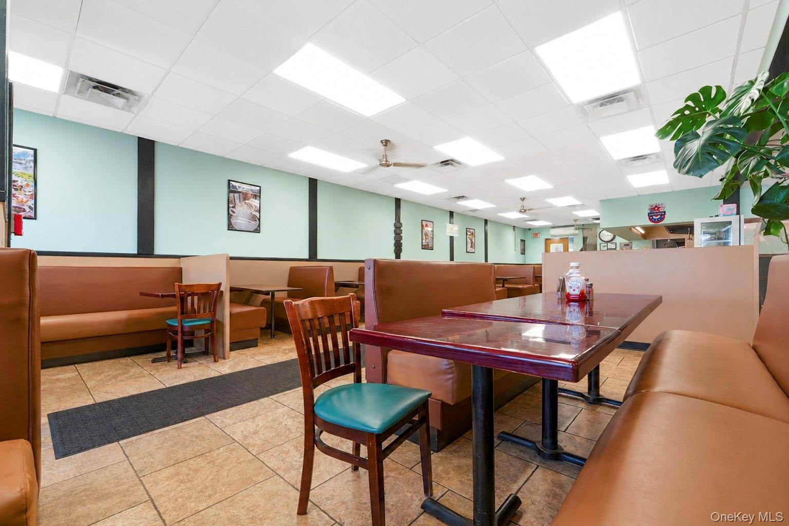 470 E Main ST, Patchogue, NY 11772