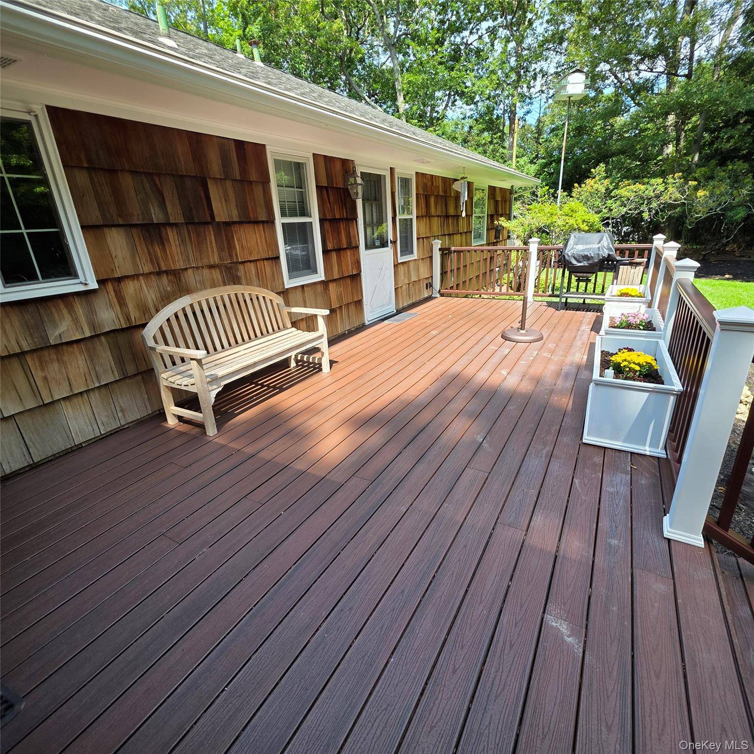 9 Cliff RD, Port Jefferson Village, NY 11777