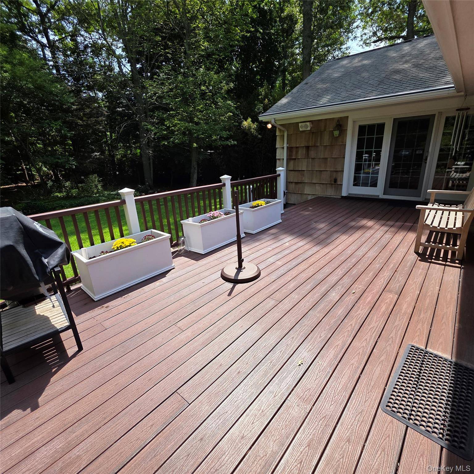 9 Cliff RD, Port Jefferson Village, NY 11777