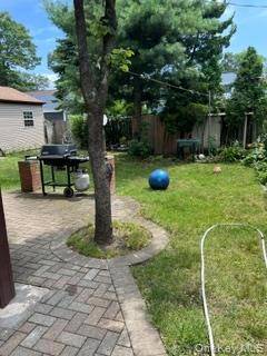 216 Broadway, Greenlawn, NY 11743