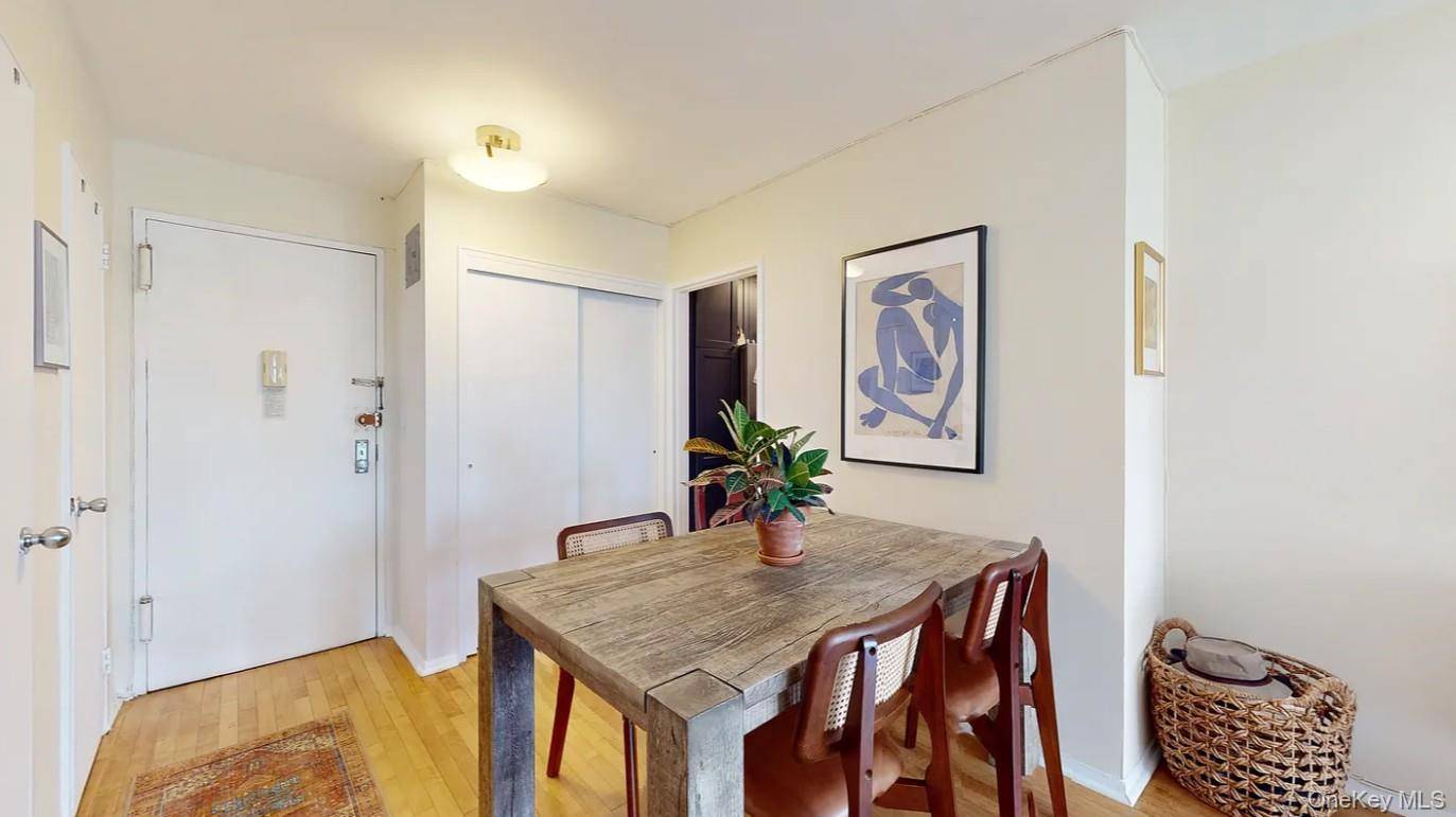 185 W End AVE #15E, New York (manhattan), NY 10023