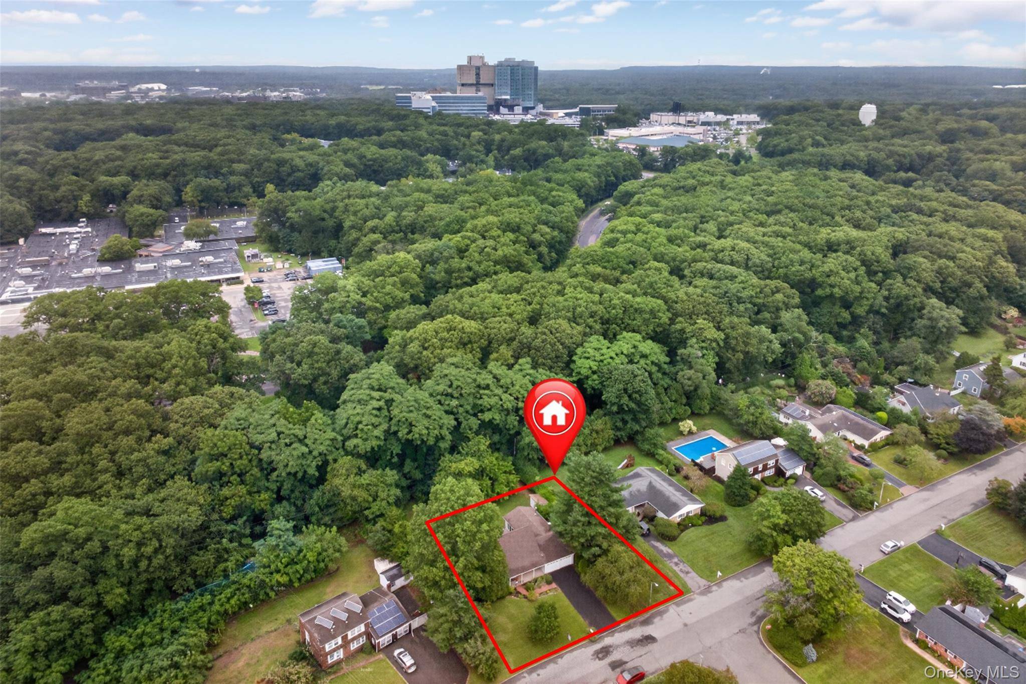 51 Hastings DR, Stony Brook, NY 11790
