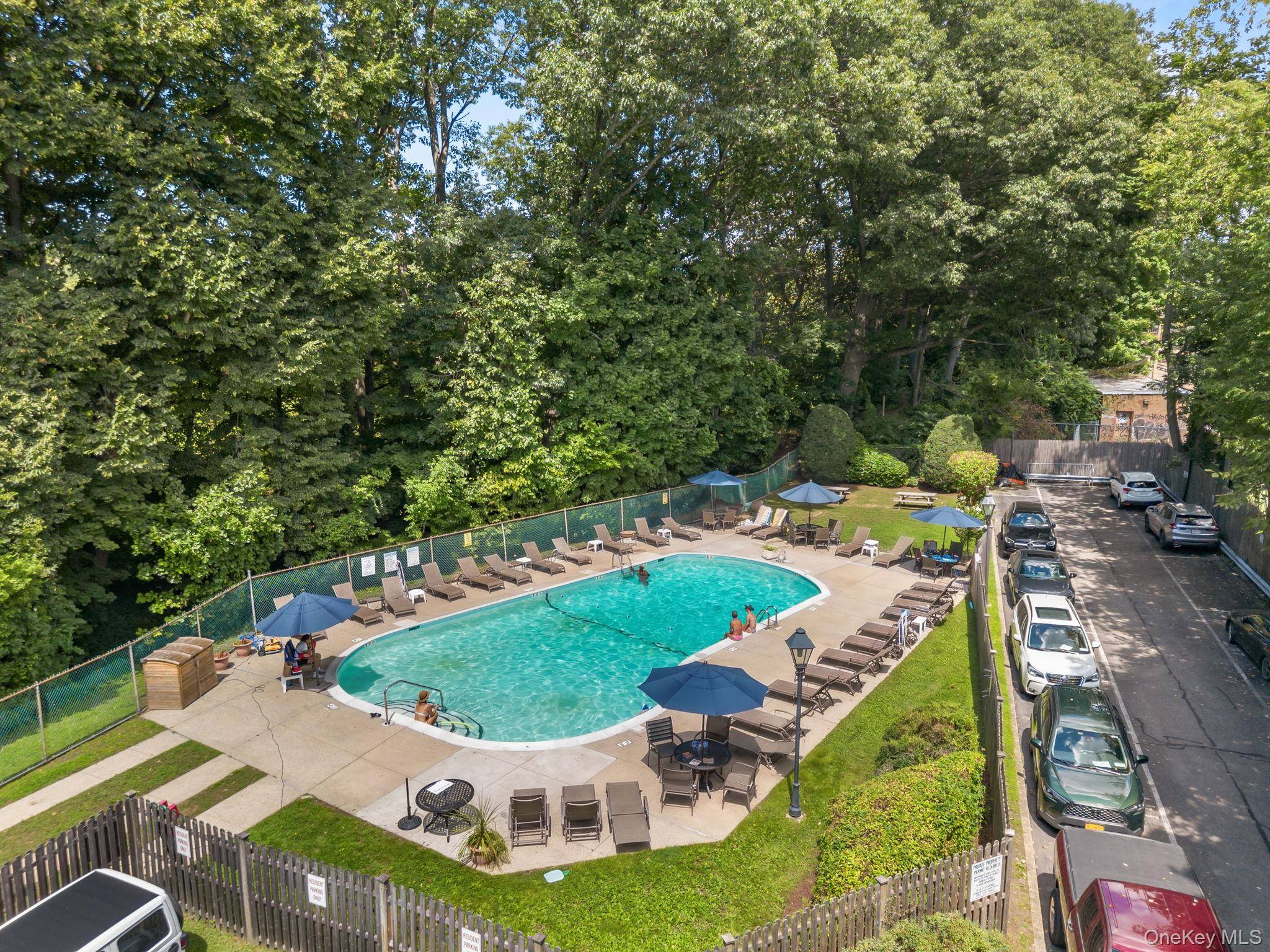 2 Consulate DR #3G, Tuckahoe, NY 10707