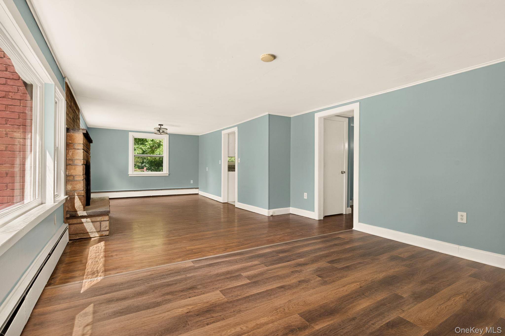 33 Warren Myer RD, Saugerties, NY 12477