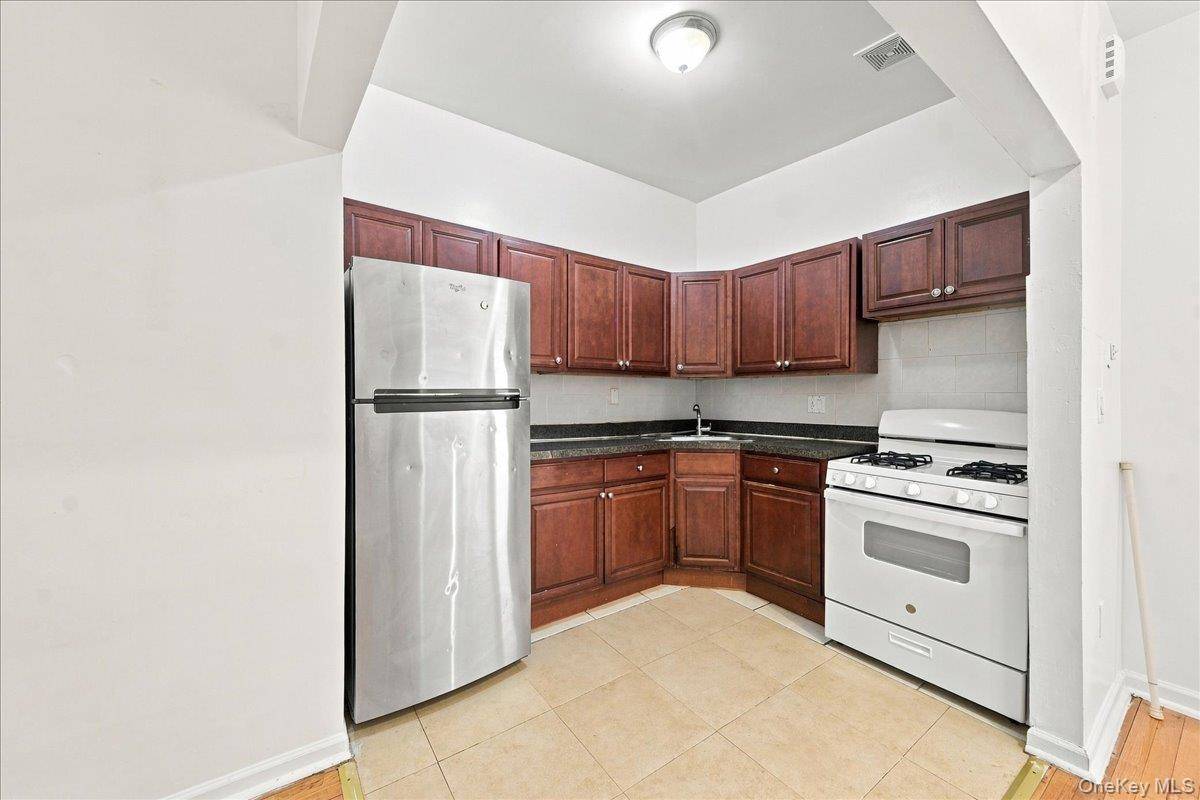 1301 Clay AVE, Bronx, NY 10456