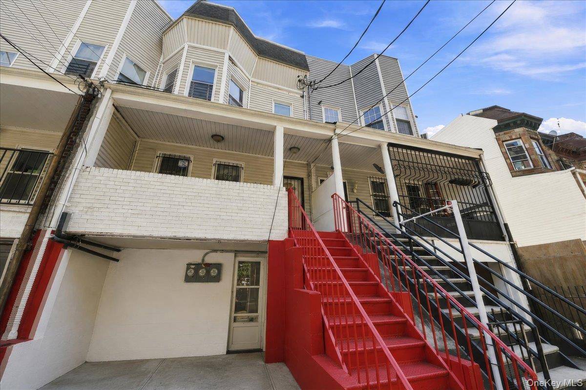 1346 College AVE, Bronx, NY 10456
